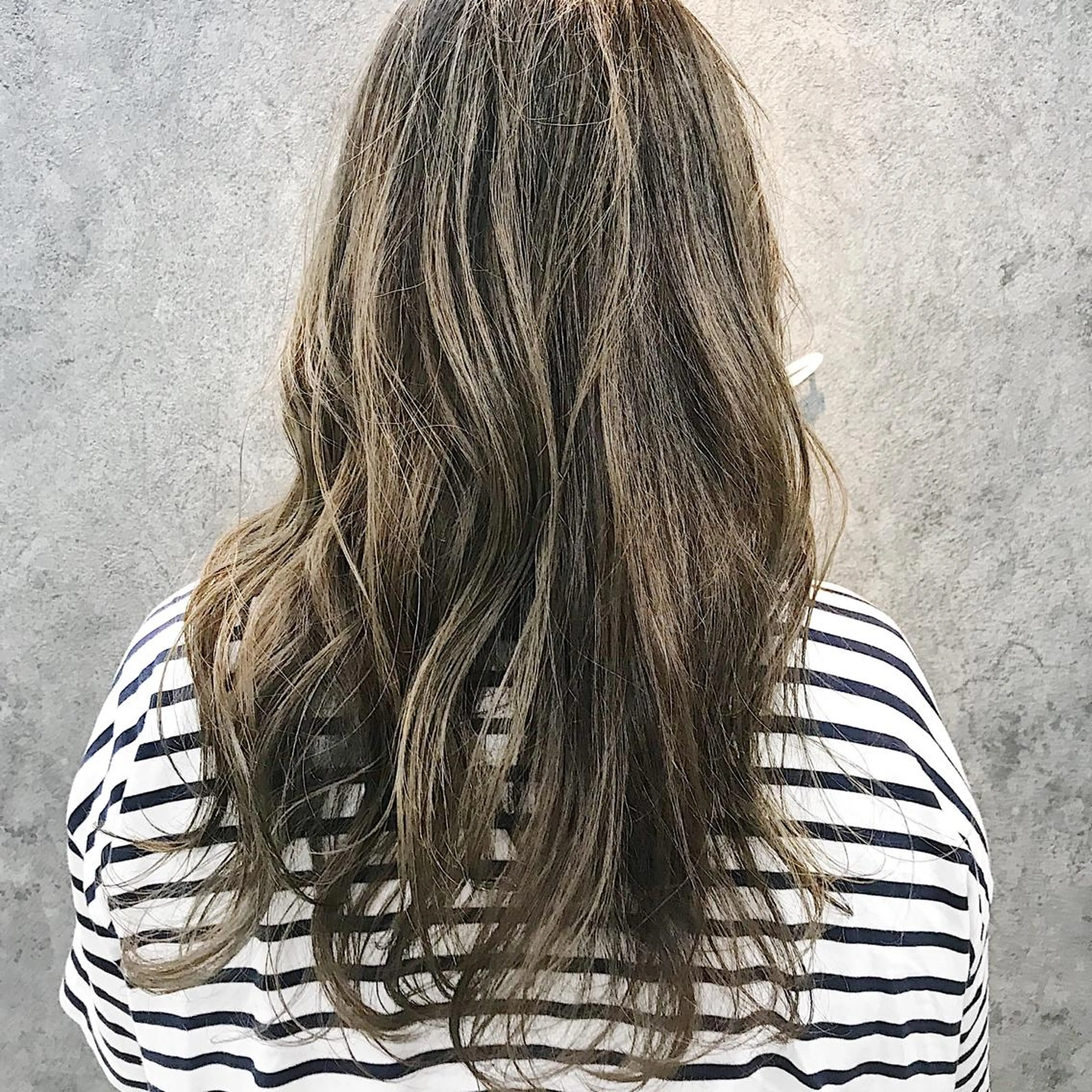 セミロング レイヤーカット カット ヘアカラー トリートメント 所渉/韓国レイヤー /ウルフカットのヘアスタイル