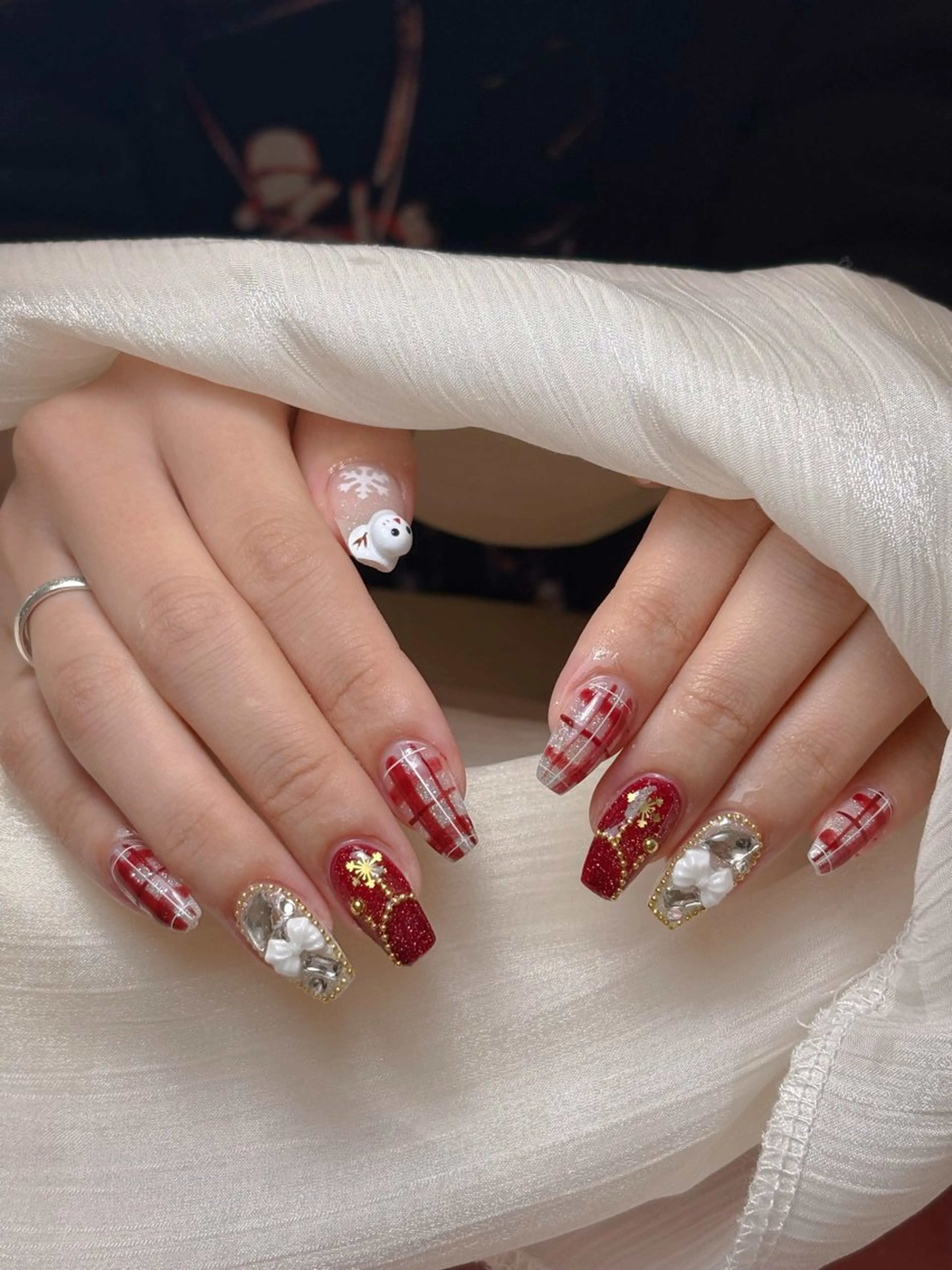 ネイル ハンドネイル ハンドケア ネイル👑クイーンズ NailQueensのネイルデザイン