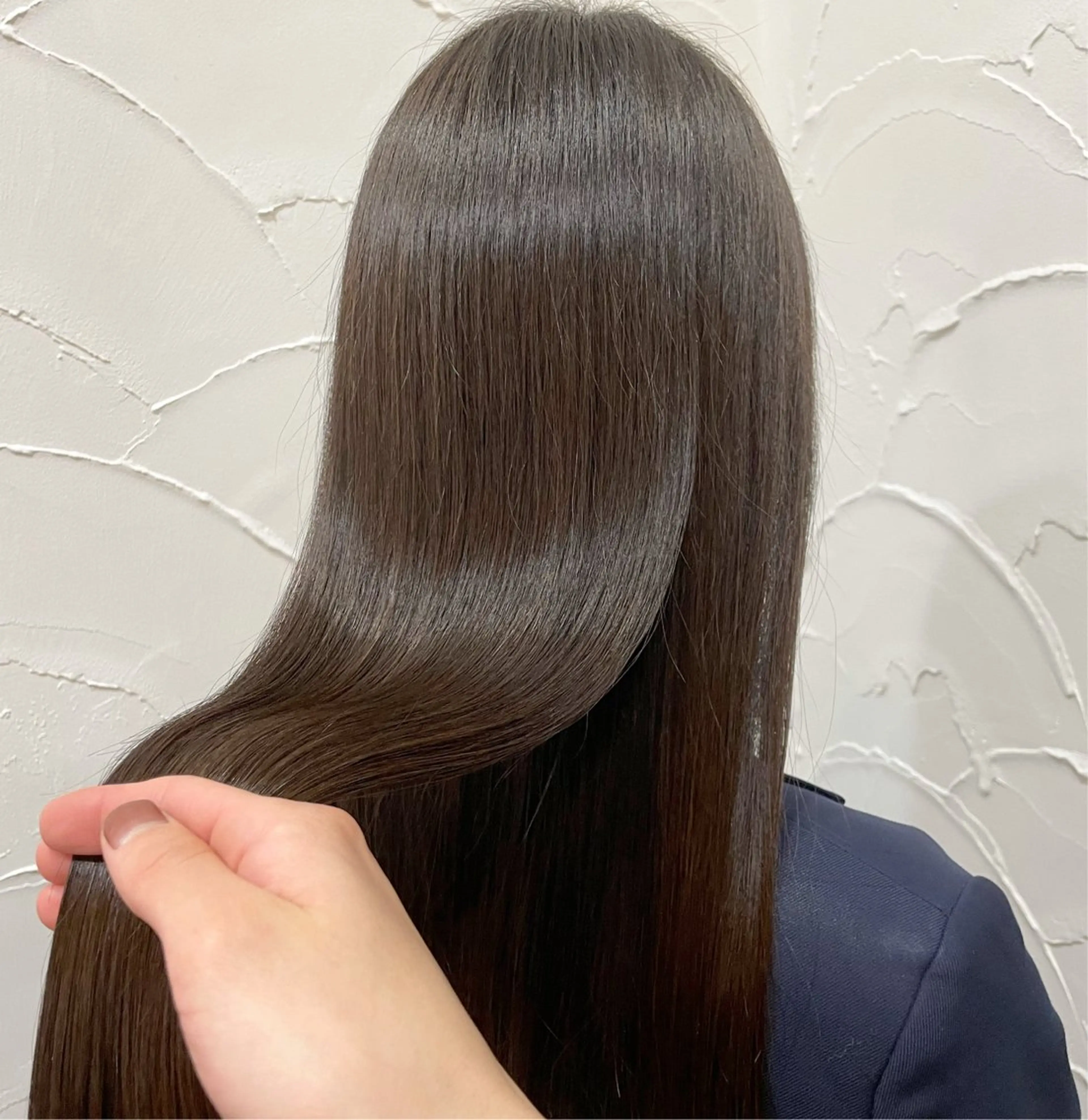 ロング カラー パーマ 髪質改善 UN BLEACHのヘアスタイル
