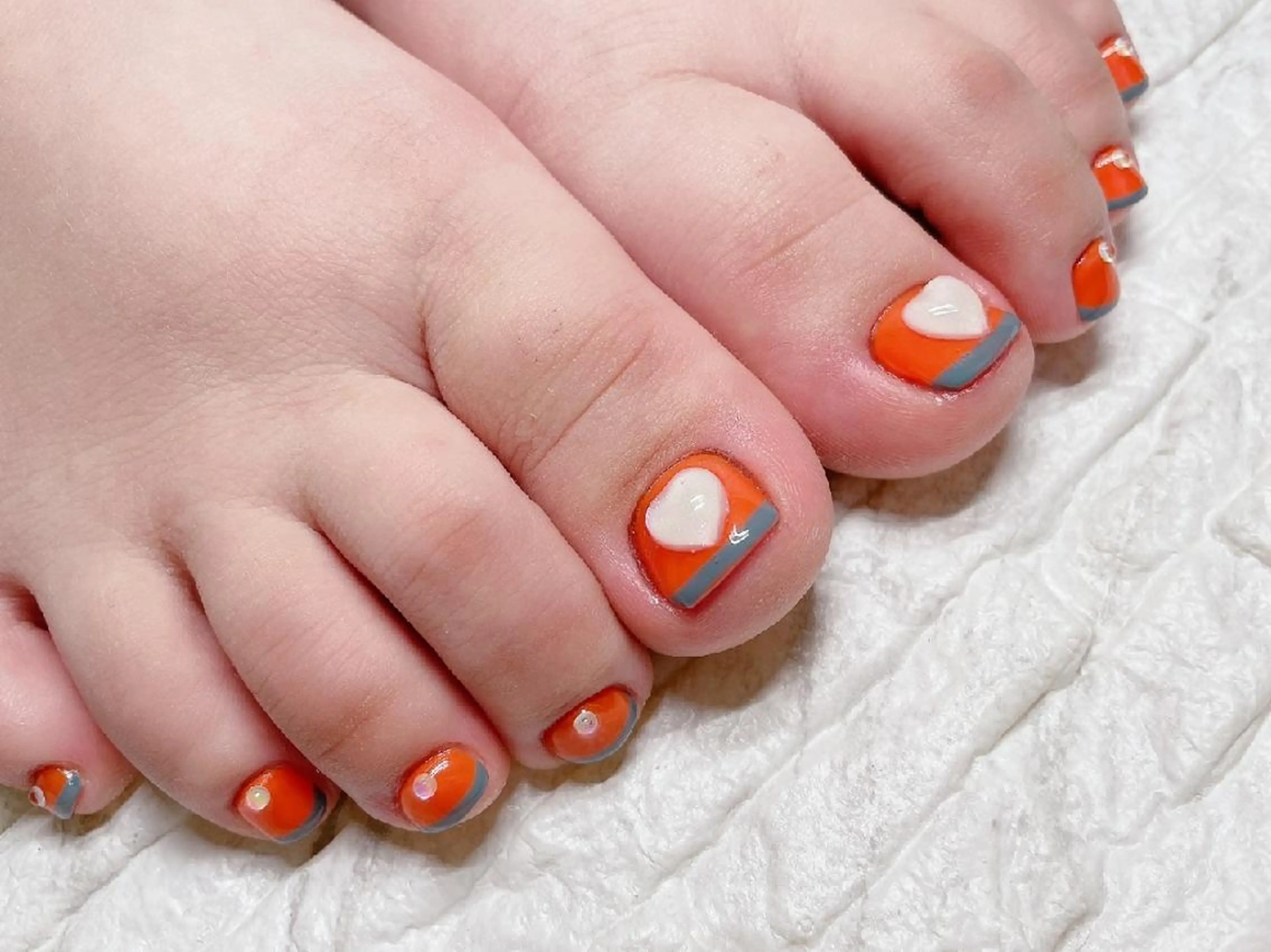 ネイル フットネイル 佐藤 結衣のネイルデザイン