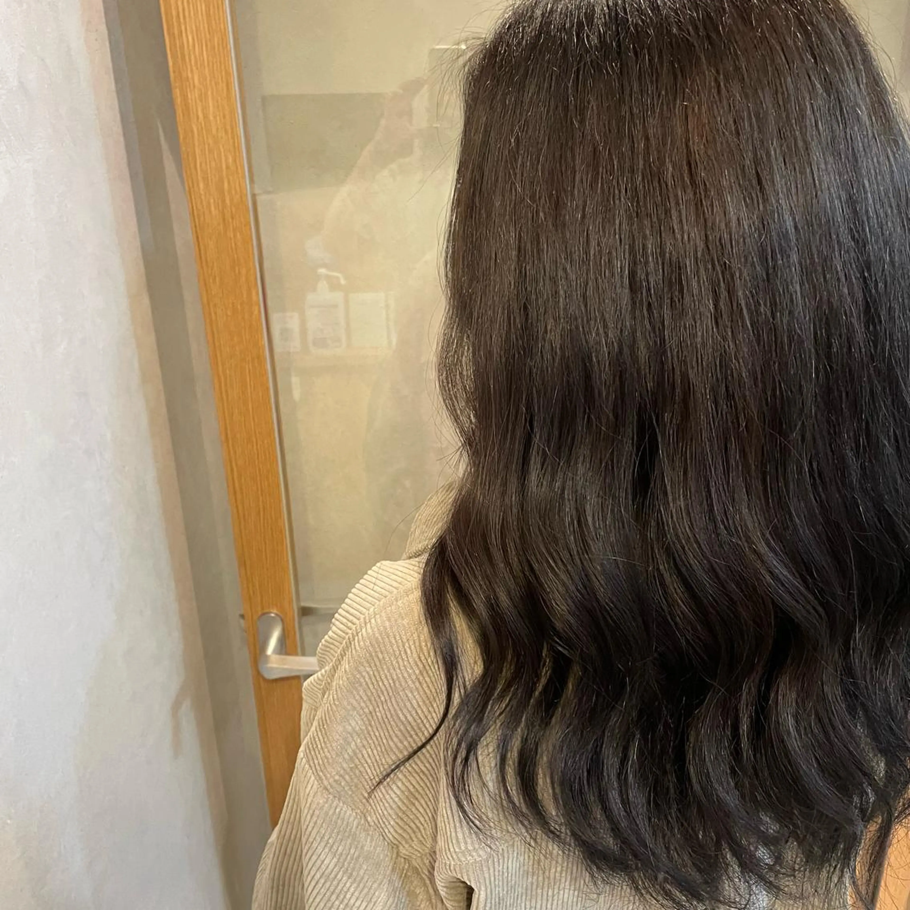 ロング カラー 透明感カラー 🍮中山詩乃🍮顔 まわりデザイン◎のヘアスタイル