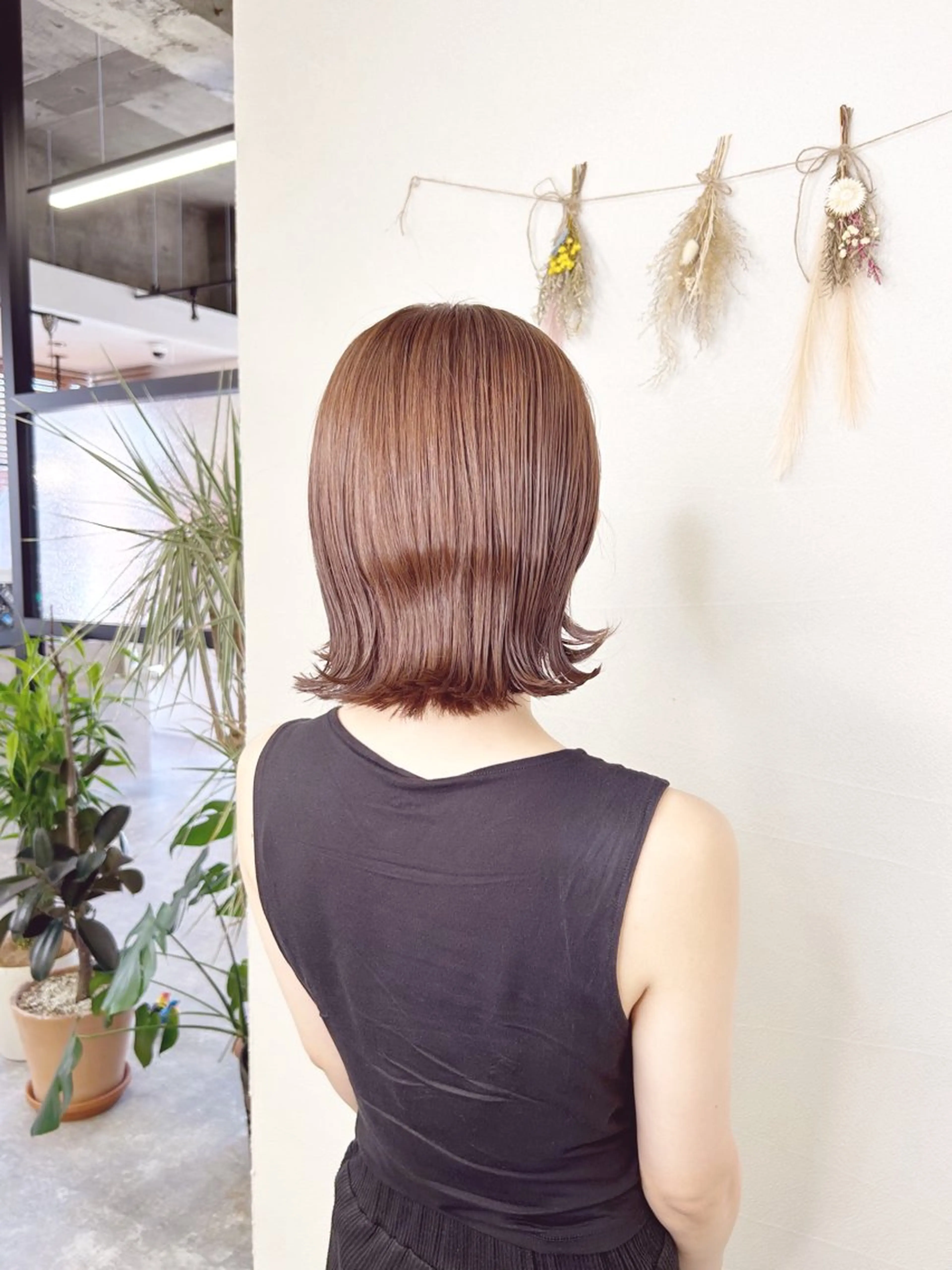ショート カット ヘアカラー 🌿艶髪透明感 佐藤遥🌿のヘアスタイル