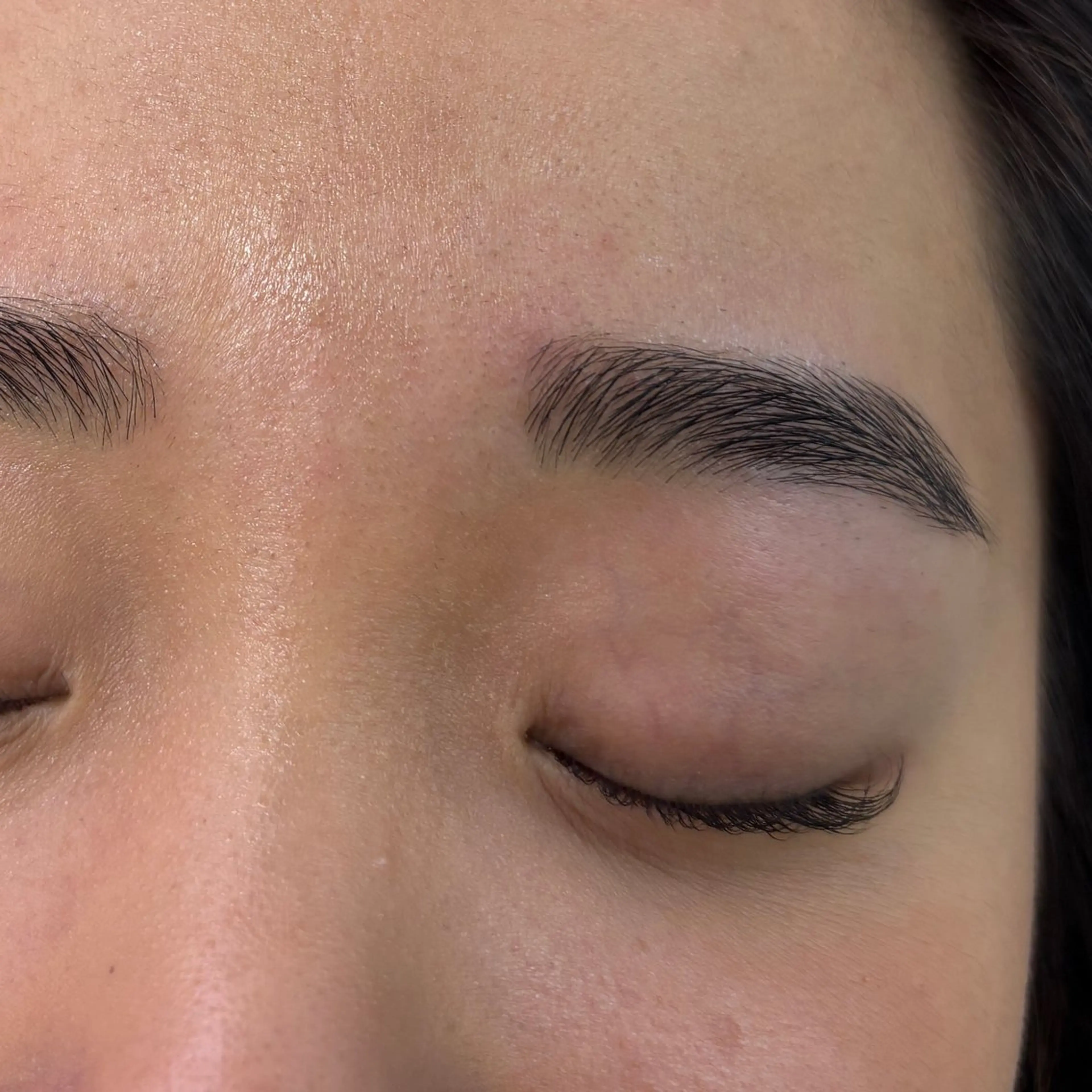 アイブロウ eye lash  Lucia 難波所属・ひらおか ういのマツエク・マツパデザイン