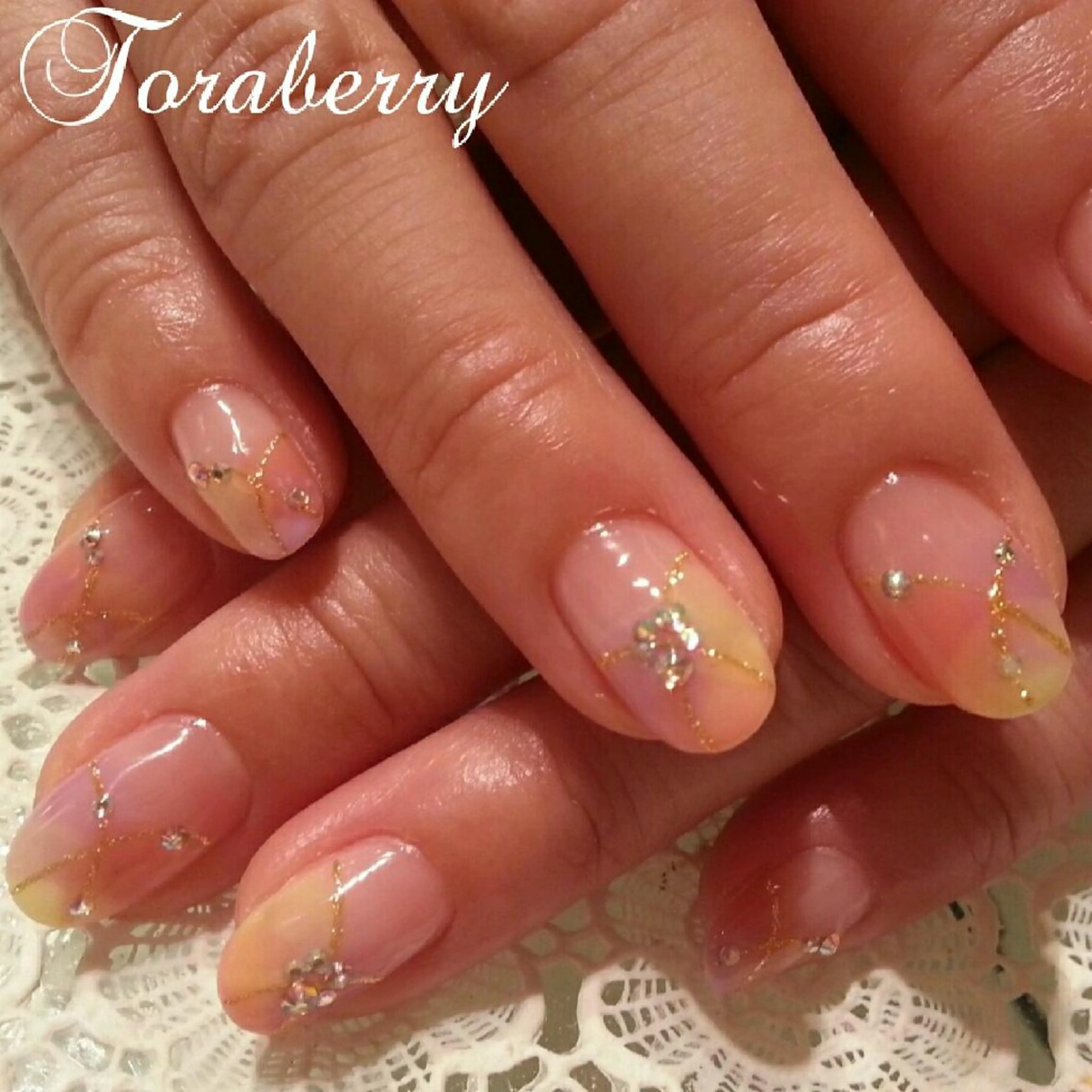 ネイル フレンチネイル ネイリスト なつみのネイルデザイン