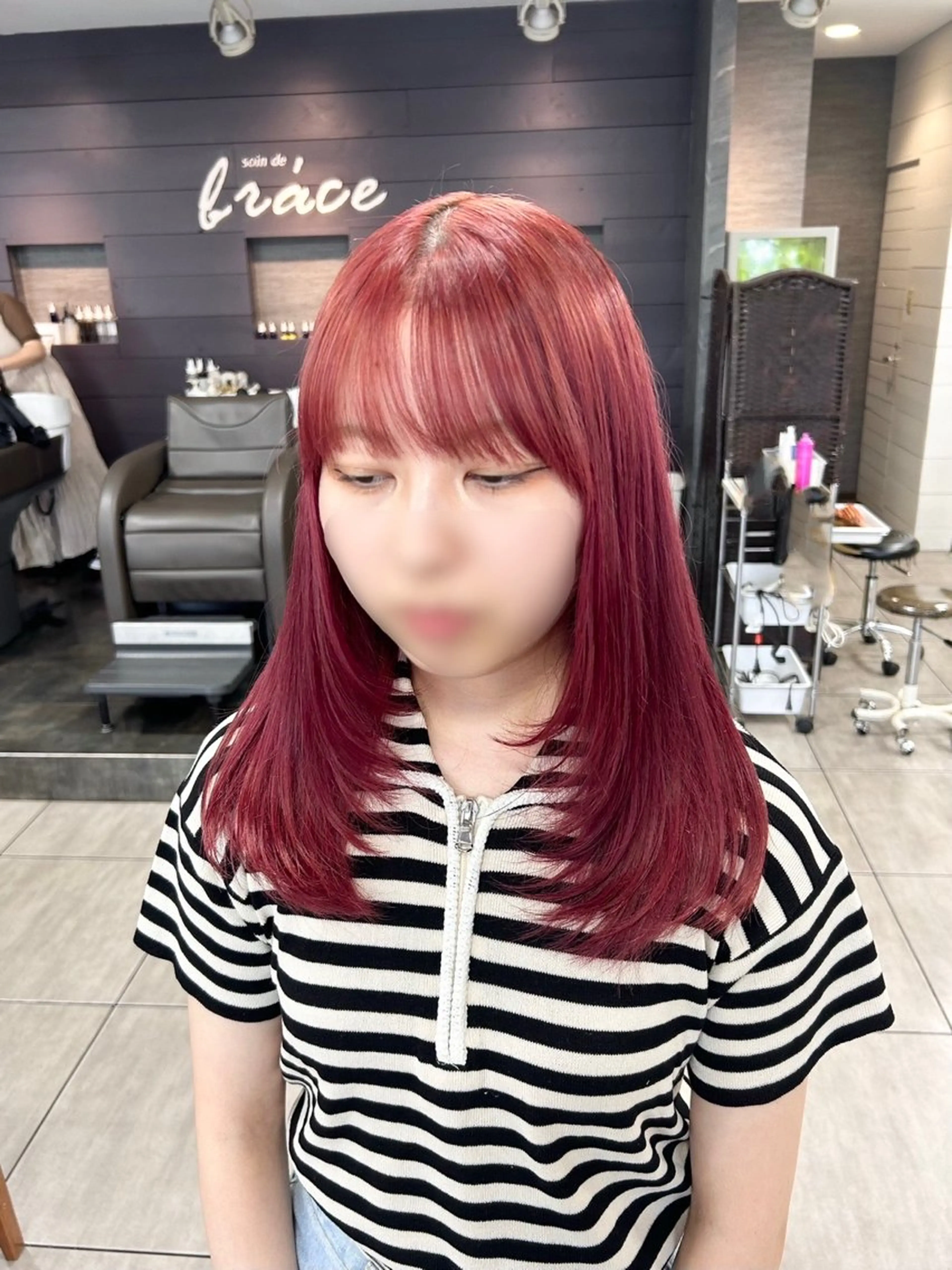 セミロング 顔周りカット レイヤーカット カット ヘアカラー 🫧艶髪カラー🫧 森本くるみのヘアスタイル