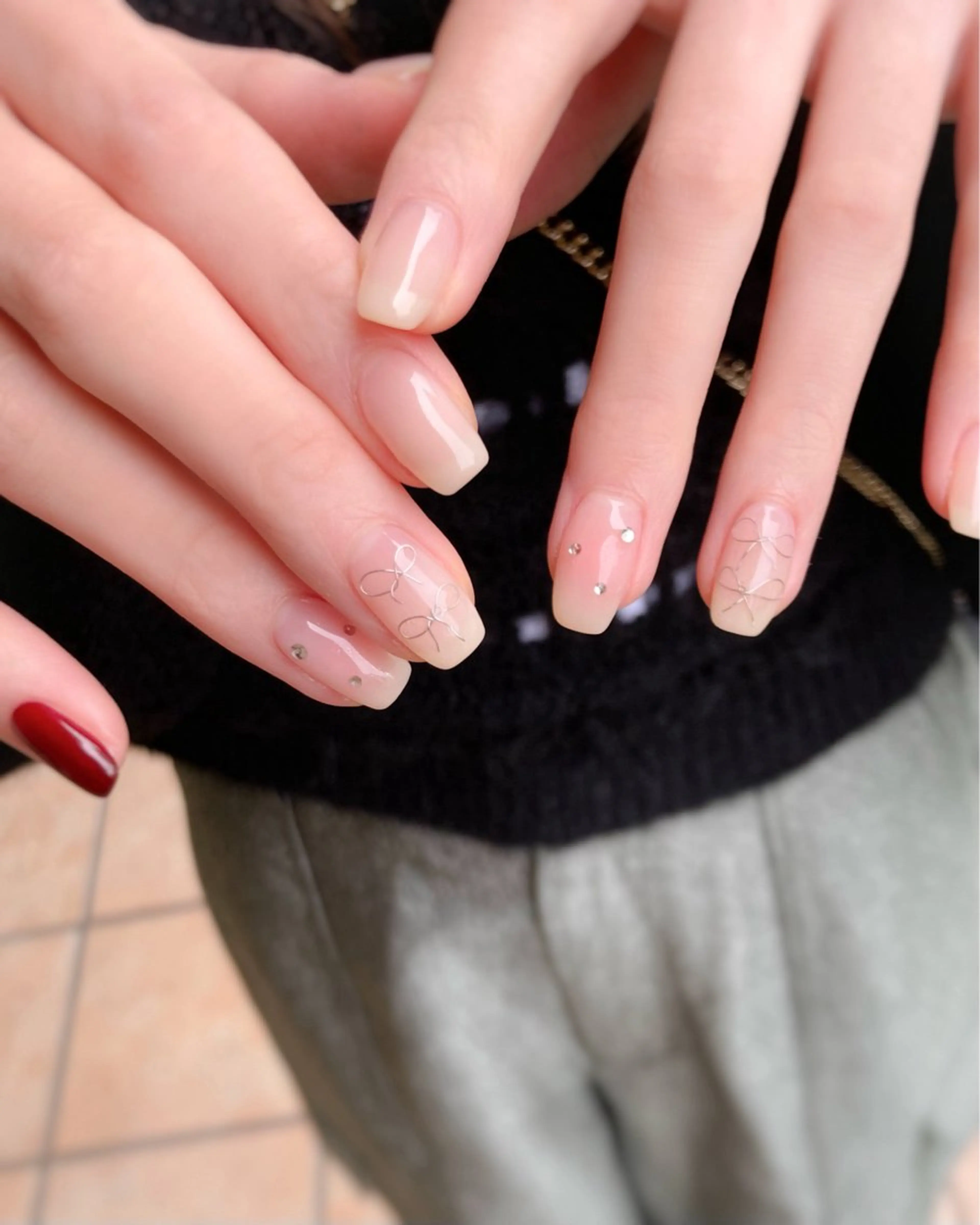 ネイル チークネイル リボン nail salon neige所属・ジェムネイル Risa.のネイルデザイン