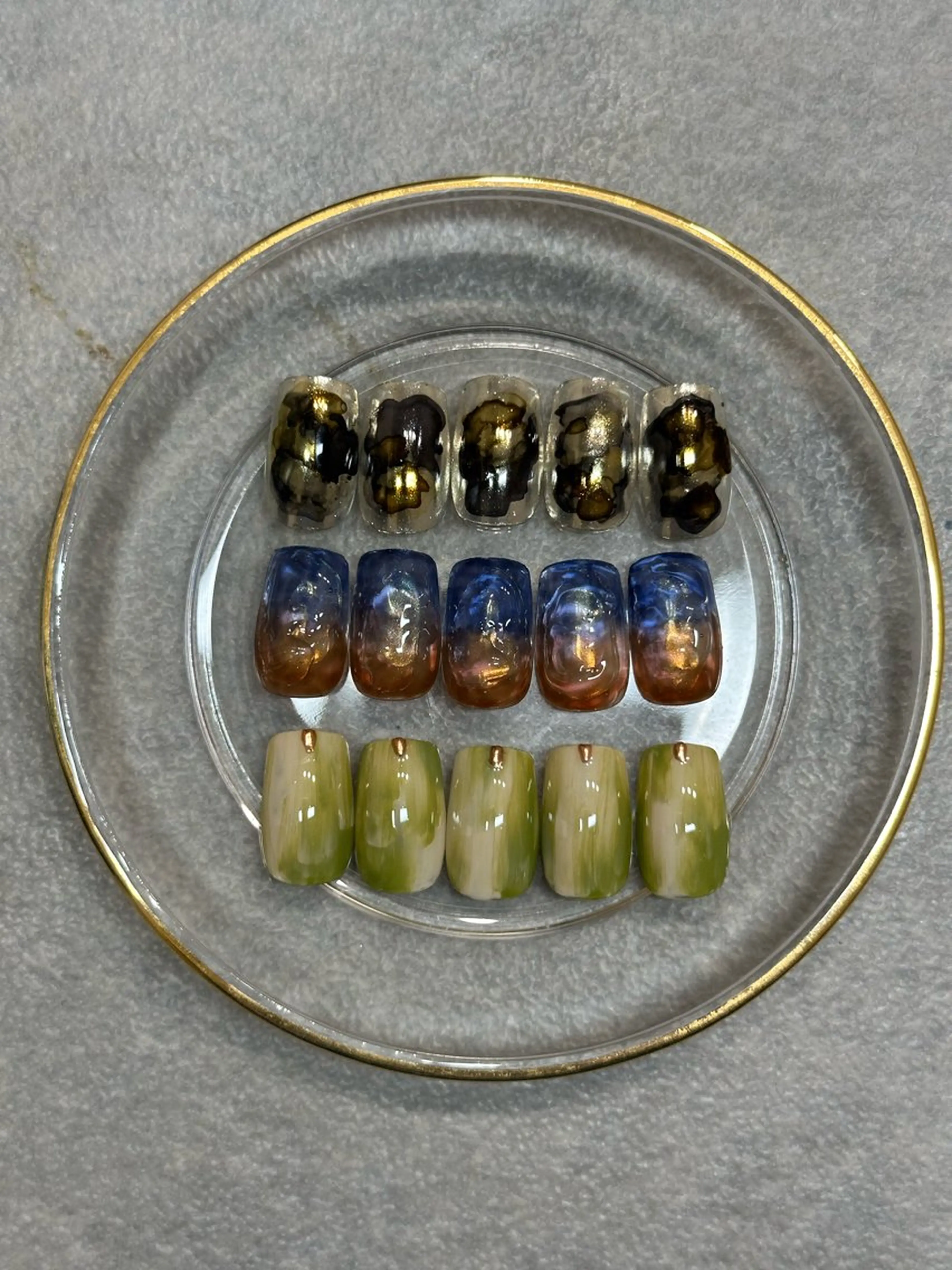 ネイル ハンドネイル フットネイル kiii.__ ✴︎*のネイルデザイン