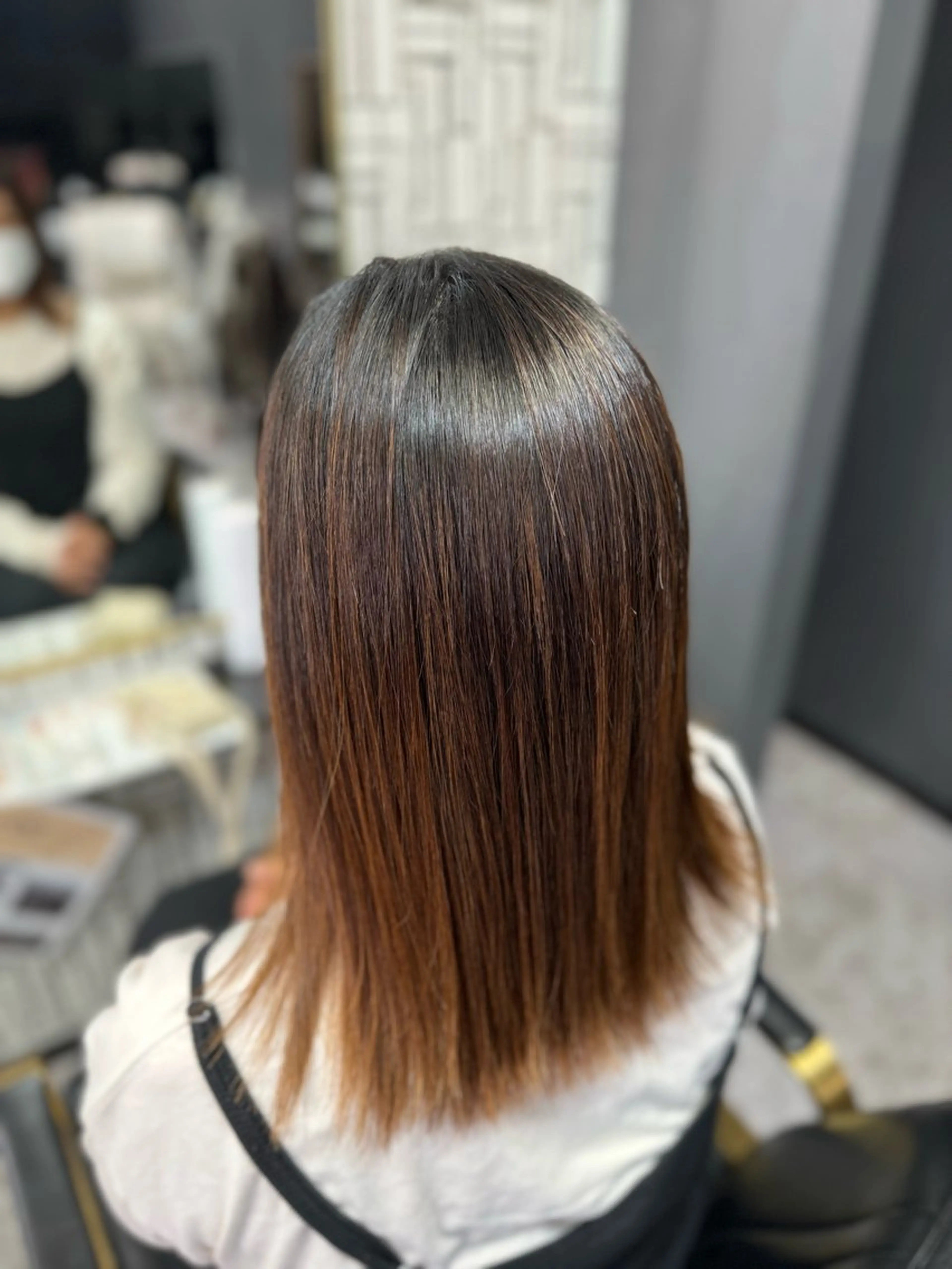 セミロング 縮毛矯正 カット 縮毛矯正 トリートメント 篠原 侑作のヘアスタイル