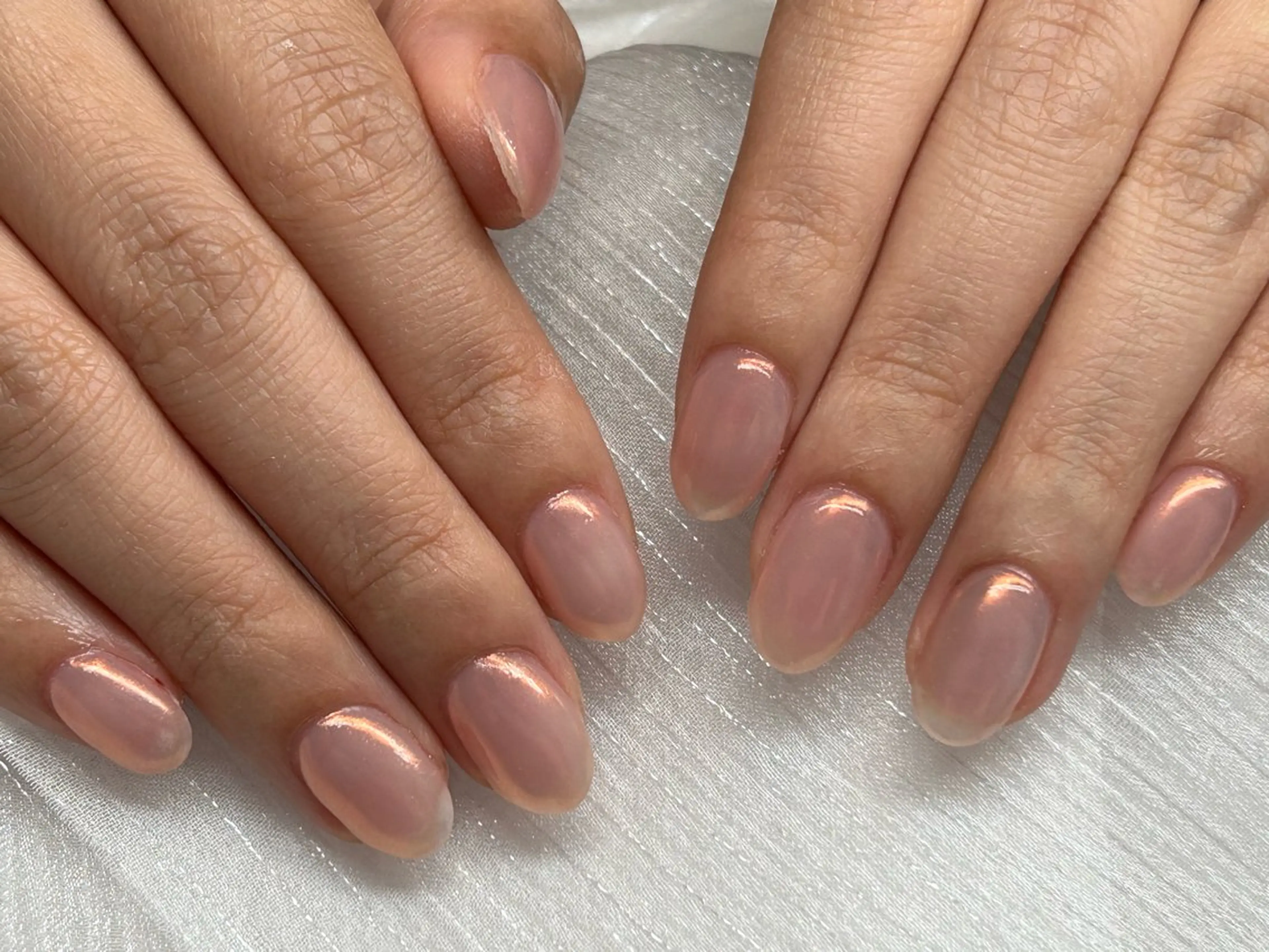 ネイル オーロラネイル 春ネイル Revision nails所属・黒馬 優美子のネイルデザイン