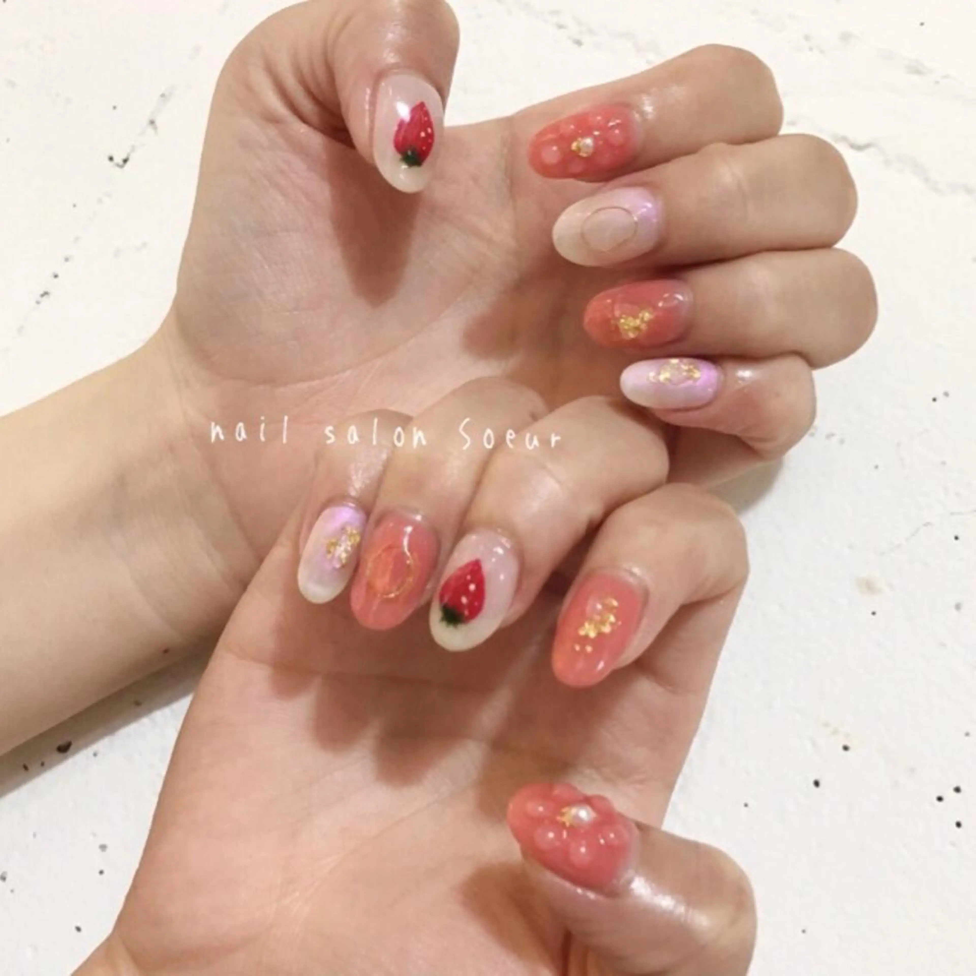 ネイル アートネイル オーロラネイル フラワーネイル ジェルネイル キラキラネイル ハンドネイル nail salon Soeurのネイルデザイン