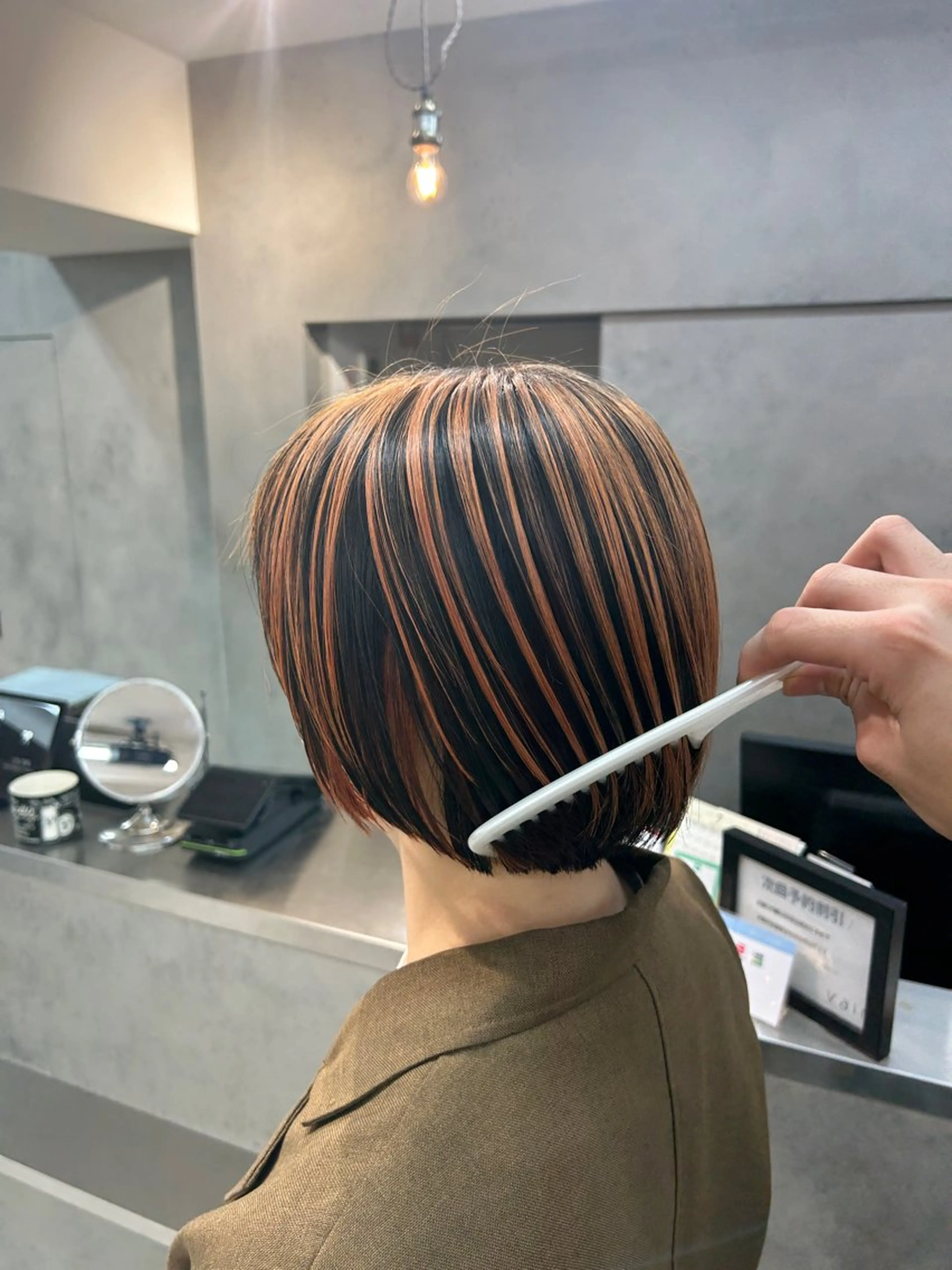 ショート vain(ヴェイン)所属・レイヤー艶 カラー/kougaのヘアスタイル