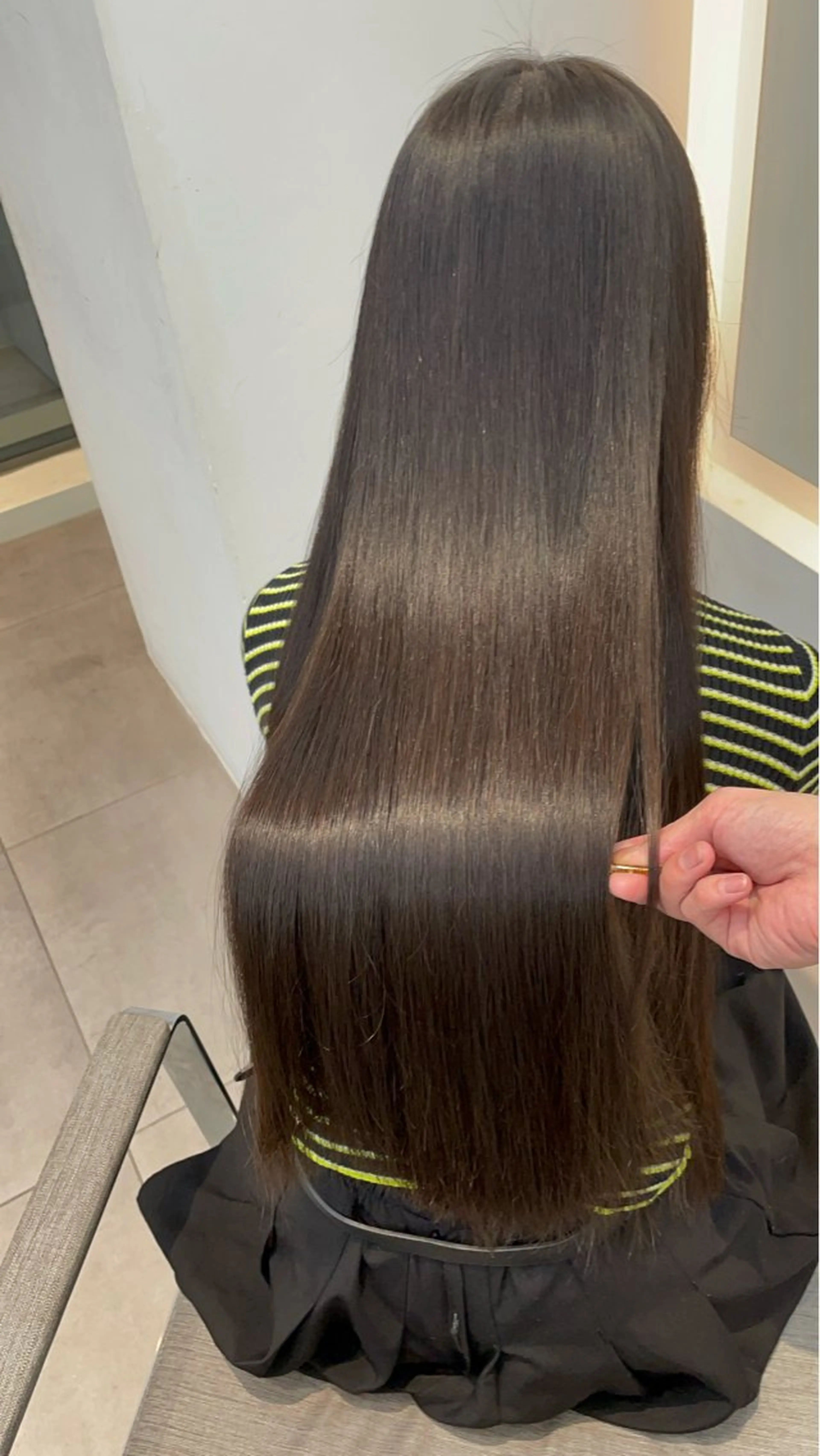 ロング カット 縮毛矯正 トリートメント ヘッドスパ ✨髪質改善✨美髪 矯正🫧小泉のヘアスタイル