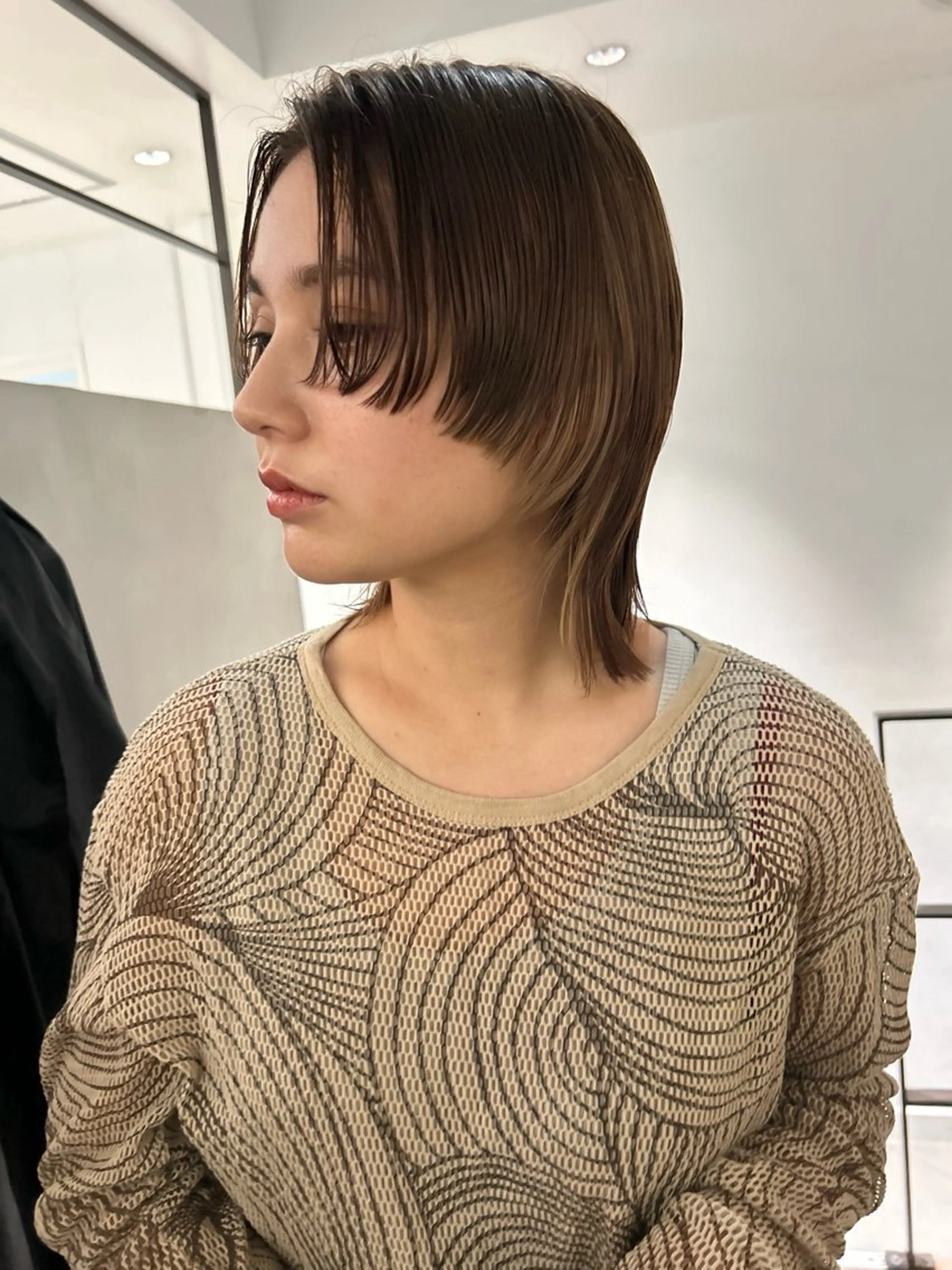 ショート カラー デザインカラー 似合わせカット カット ヘアカラー トリートメント Loom.所属・村上雅人 ナチュラルモードのヘアスタイル