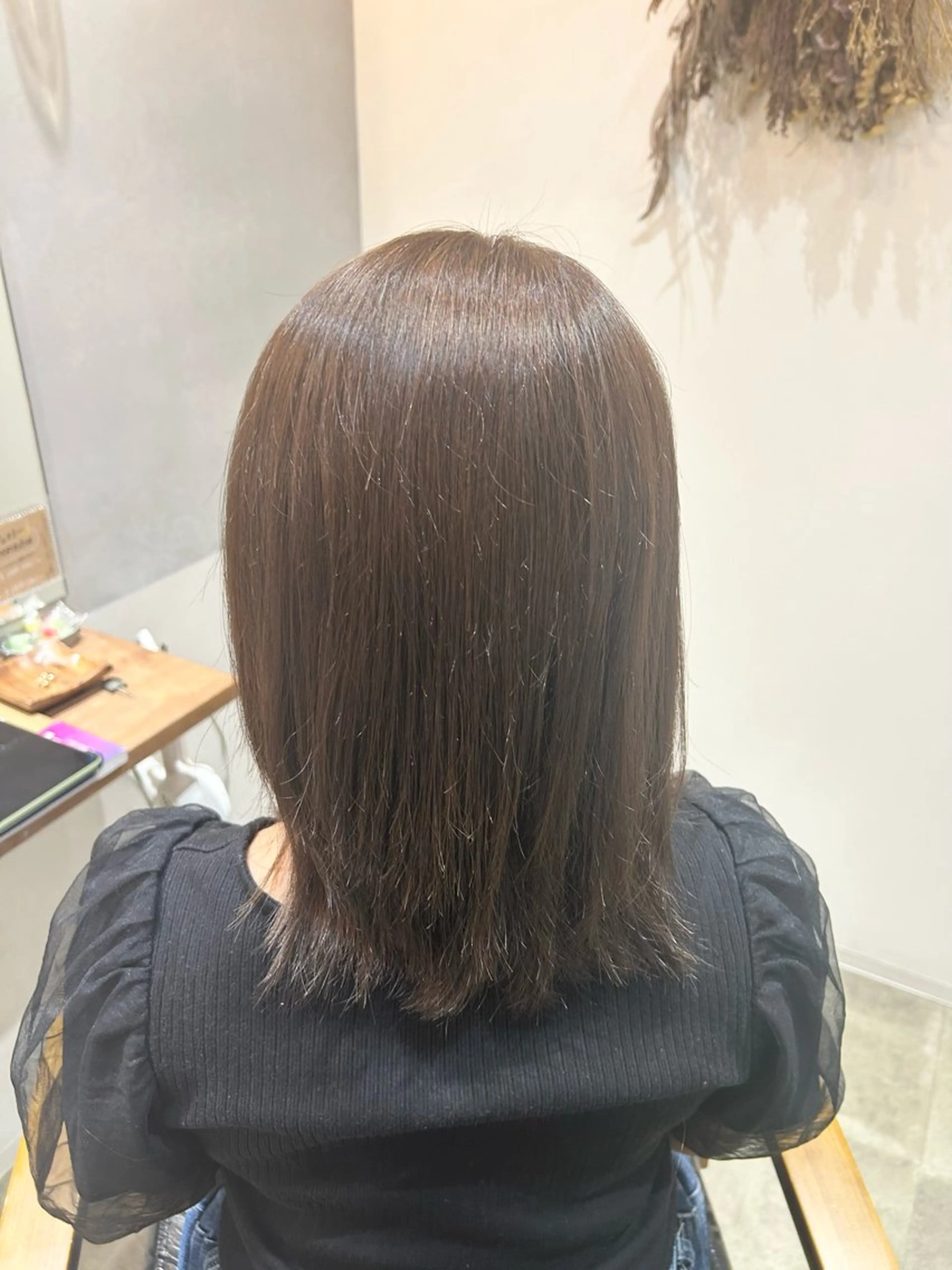 カラー 杉田 理胡のヘアスタイル