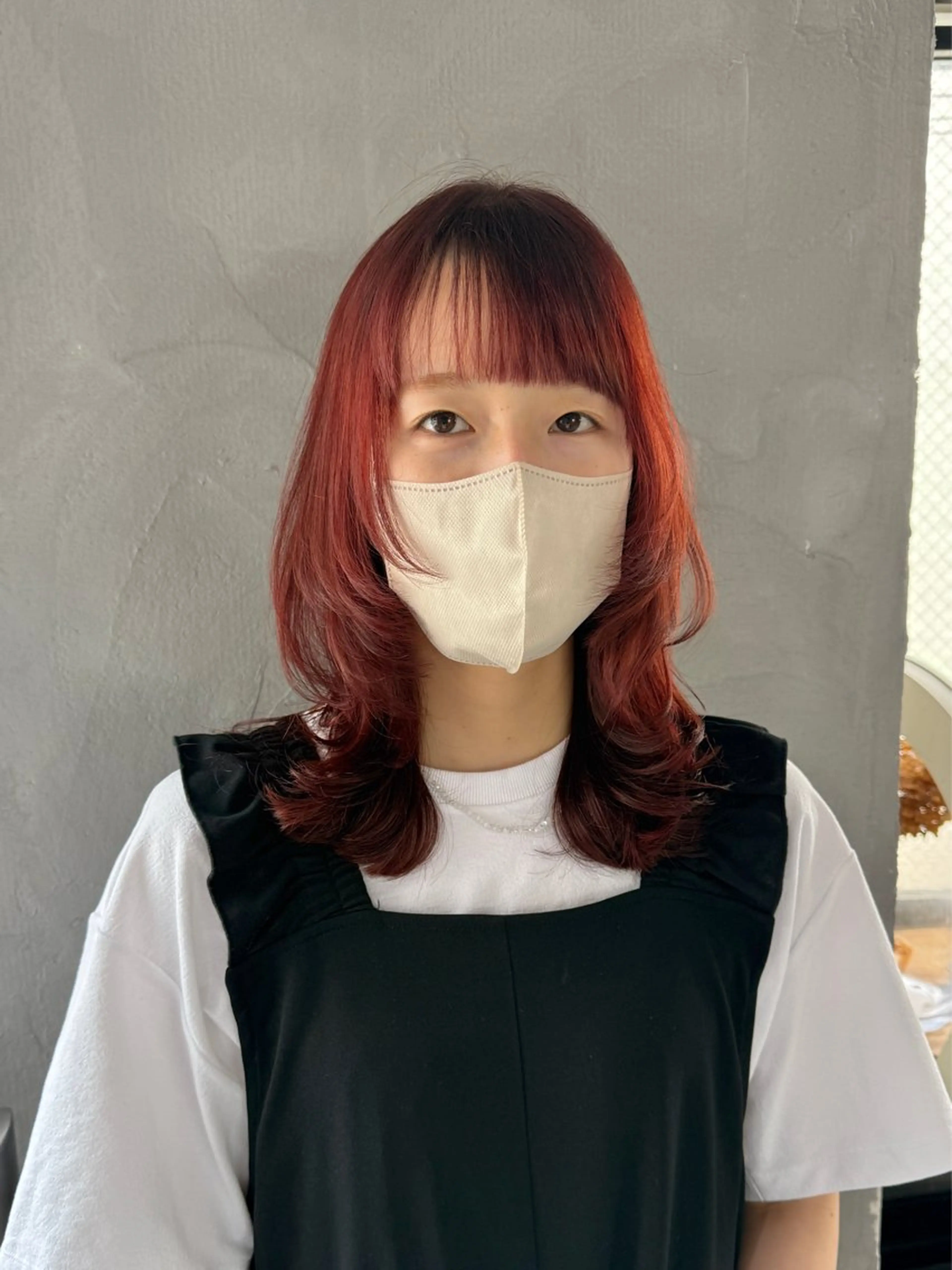 セミロング カット ヘアカラー トリートメント ウルフ/レイヤー🪐 MANAのヘアスタイル