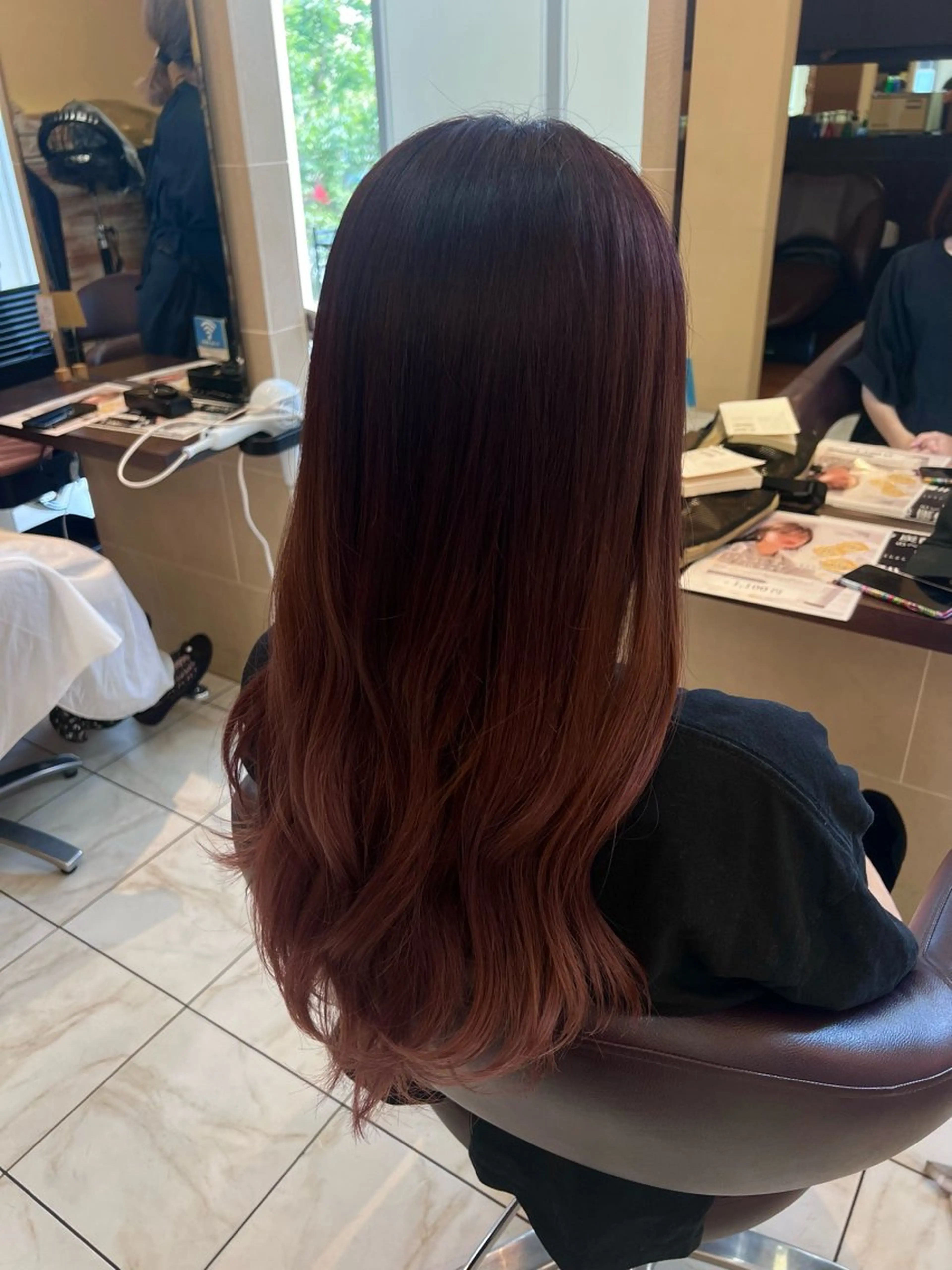 ロング カラー グラデーションカラー ピンクカラー 🫧艶カラー 🫧Rione.のヘアスタイル