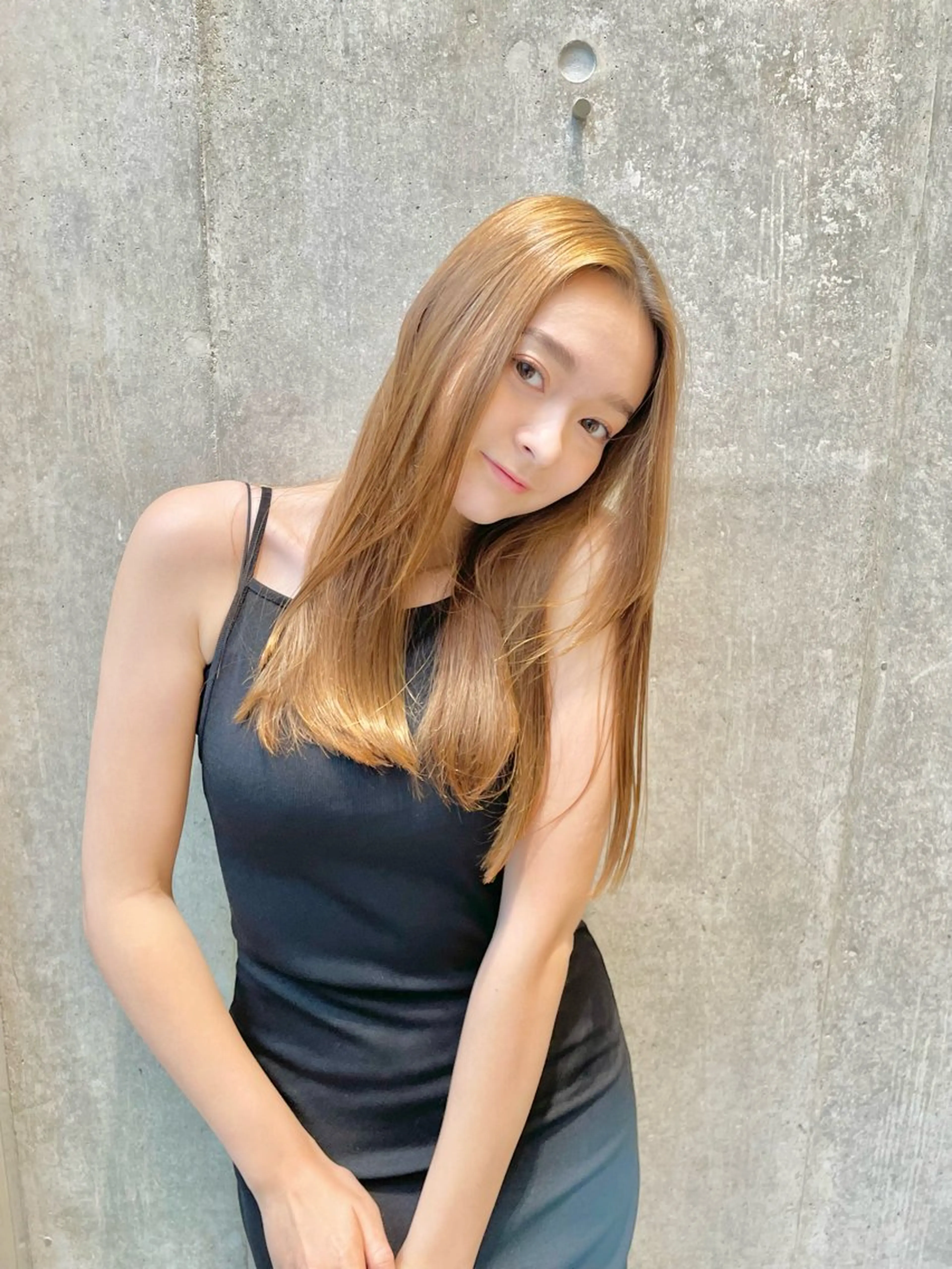 セミロング カラー 韓国風ヘア レイヤーカット カット ヘアカラー トリートメント KURO/ズボラでも できる韓国ヘアのヘアスタイル