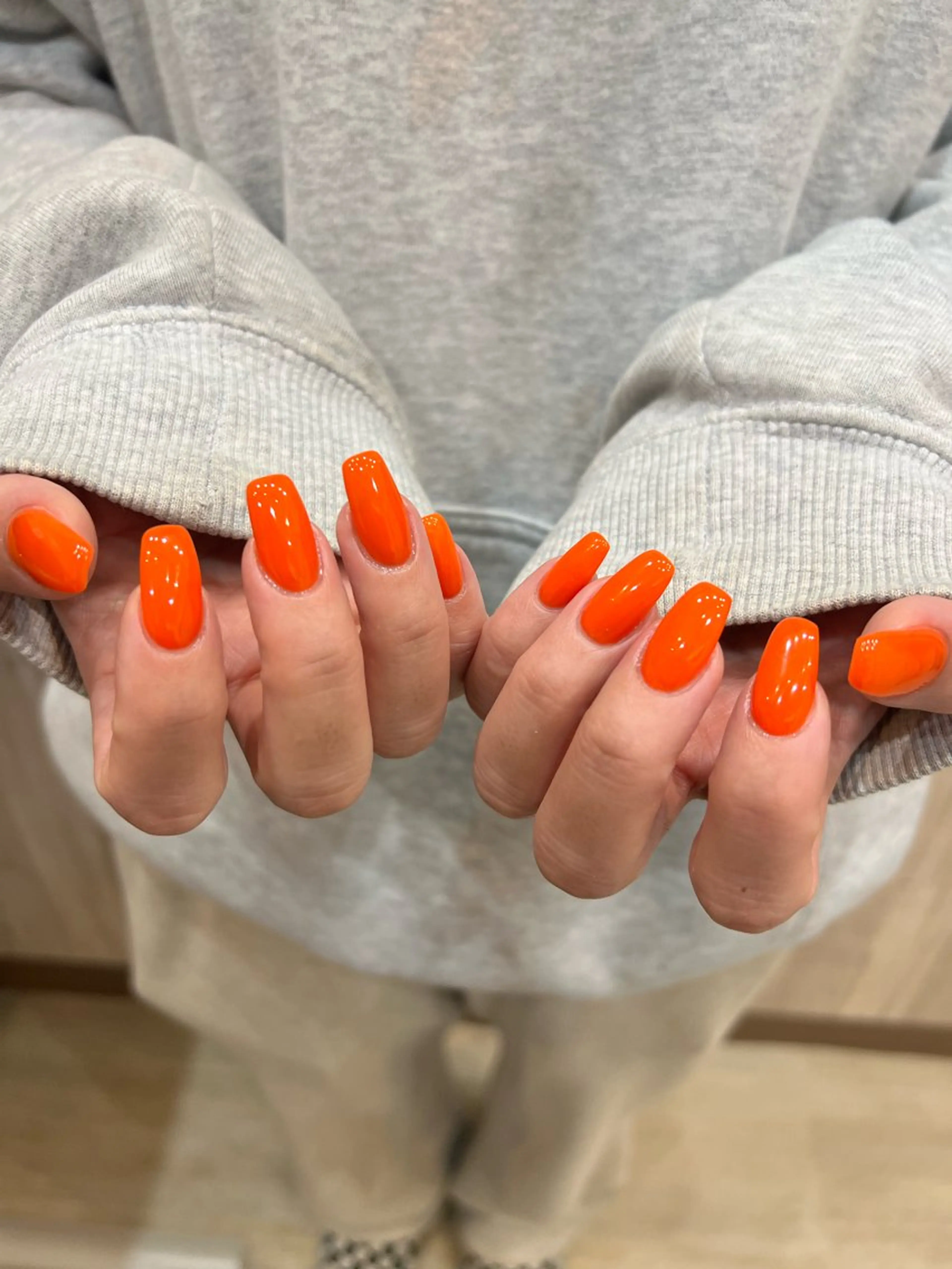 ネイル オレンジ ハンドネイル ヘアメイクネイリスト 💄💅hidemiのネイルデザイン