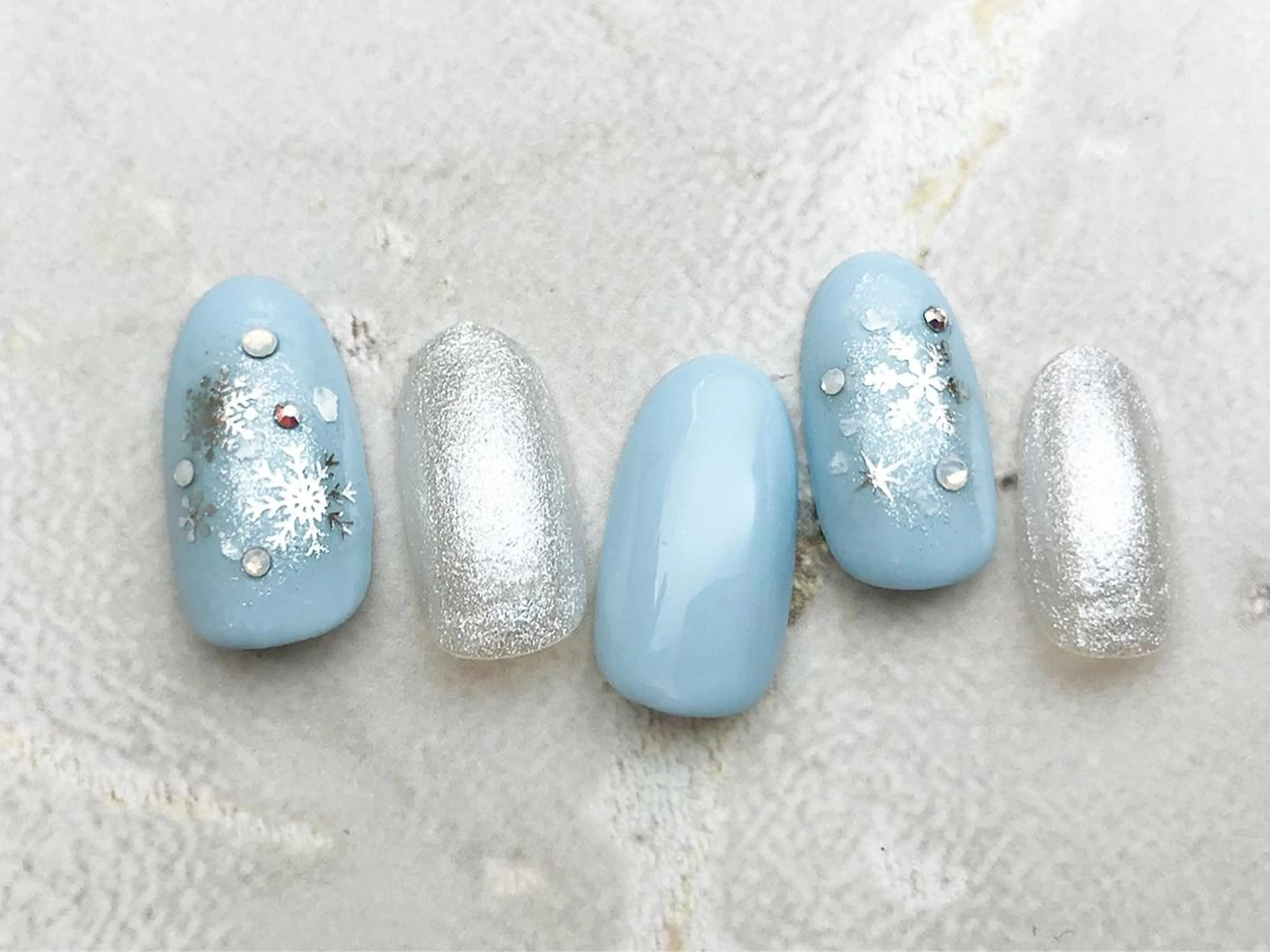 ネイル リセ有楽町店 ネイリストのネイルデザイン