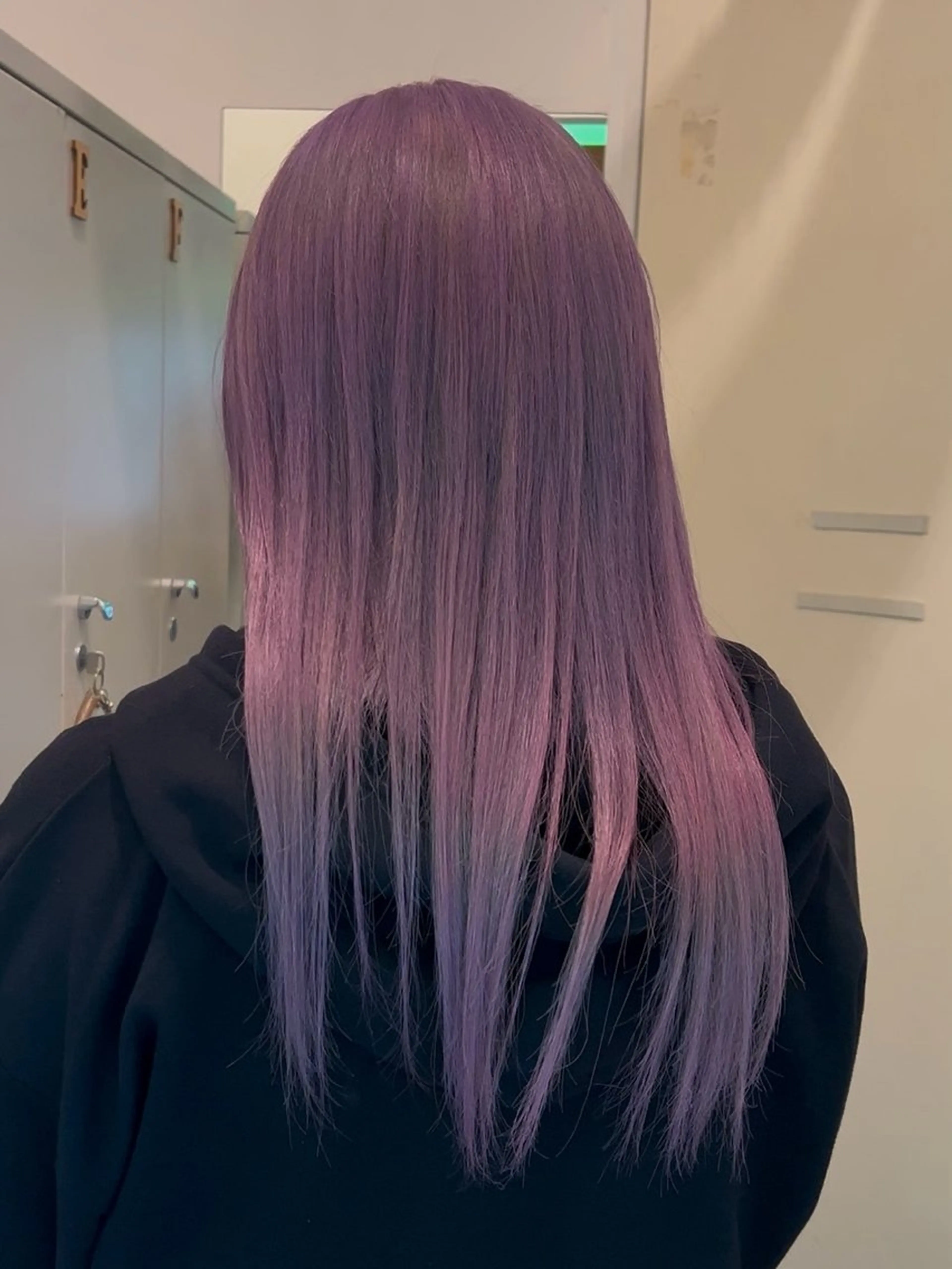 ロング カラー ヘアカラー トリートメント 渡邊 海里のヘアスタイル