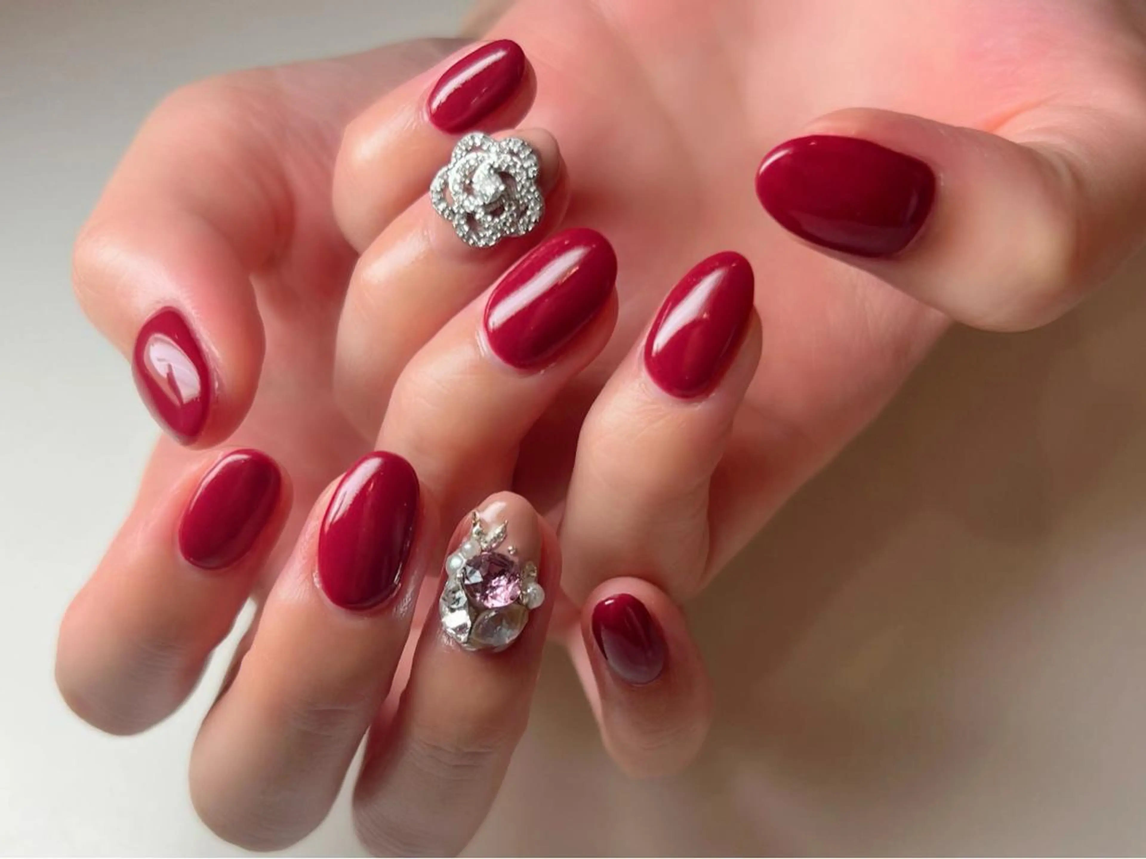 ミディアム ONIKA Nail 青山通り店所属・ONIKA Nail 表参道A4🦋2分のネイルデザイン