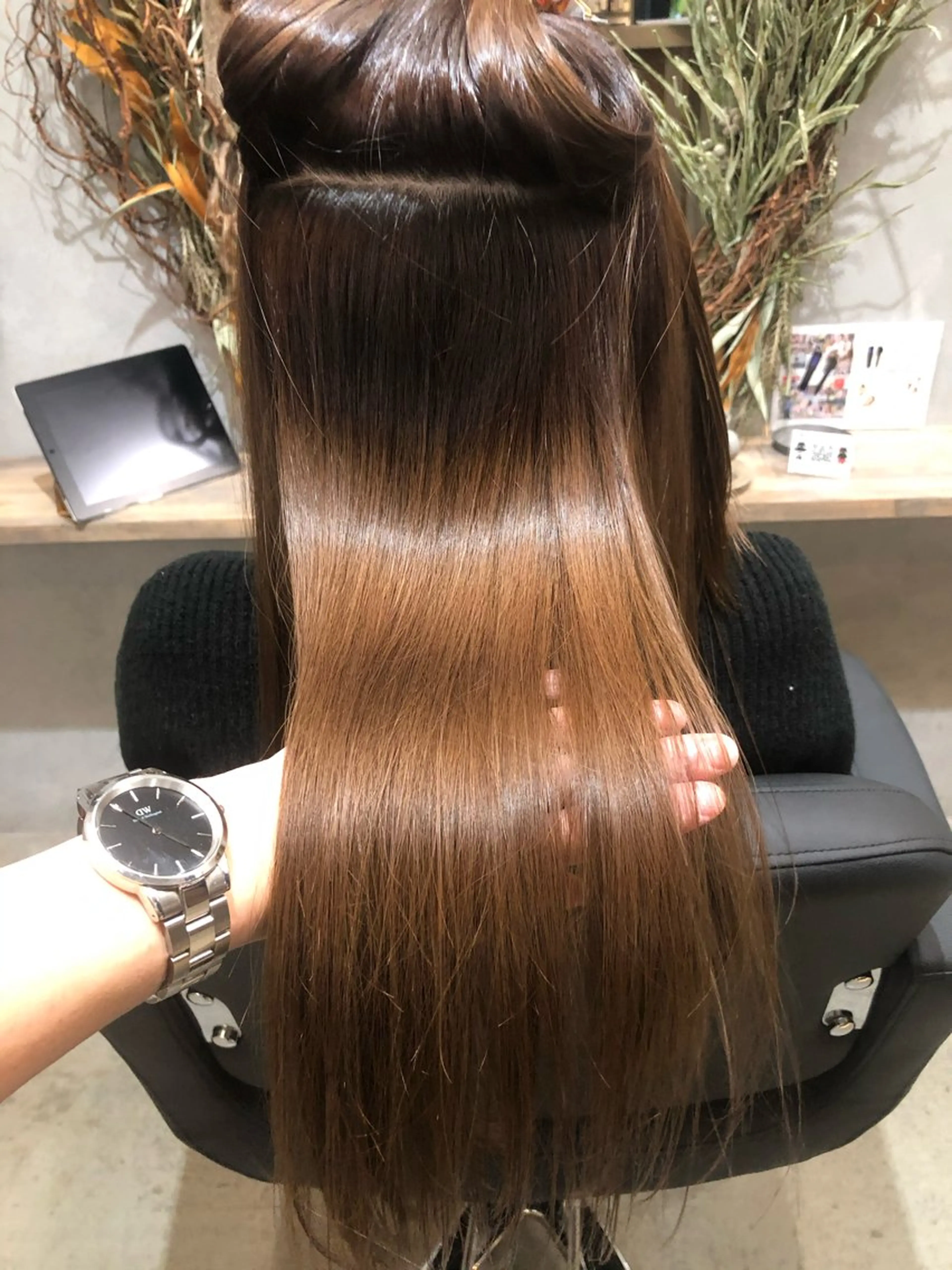 ロング カット 縮毛矯正 【髪質改善】 【酸性ストレート】のヘアスタイル