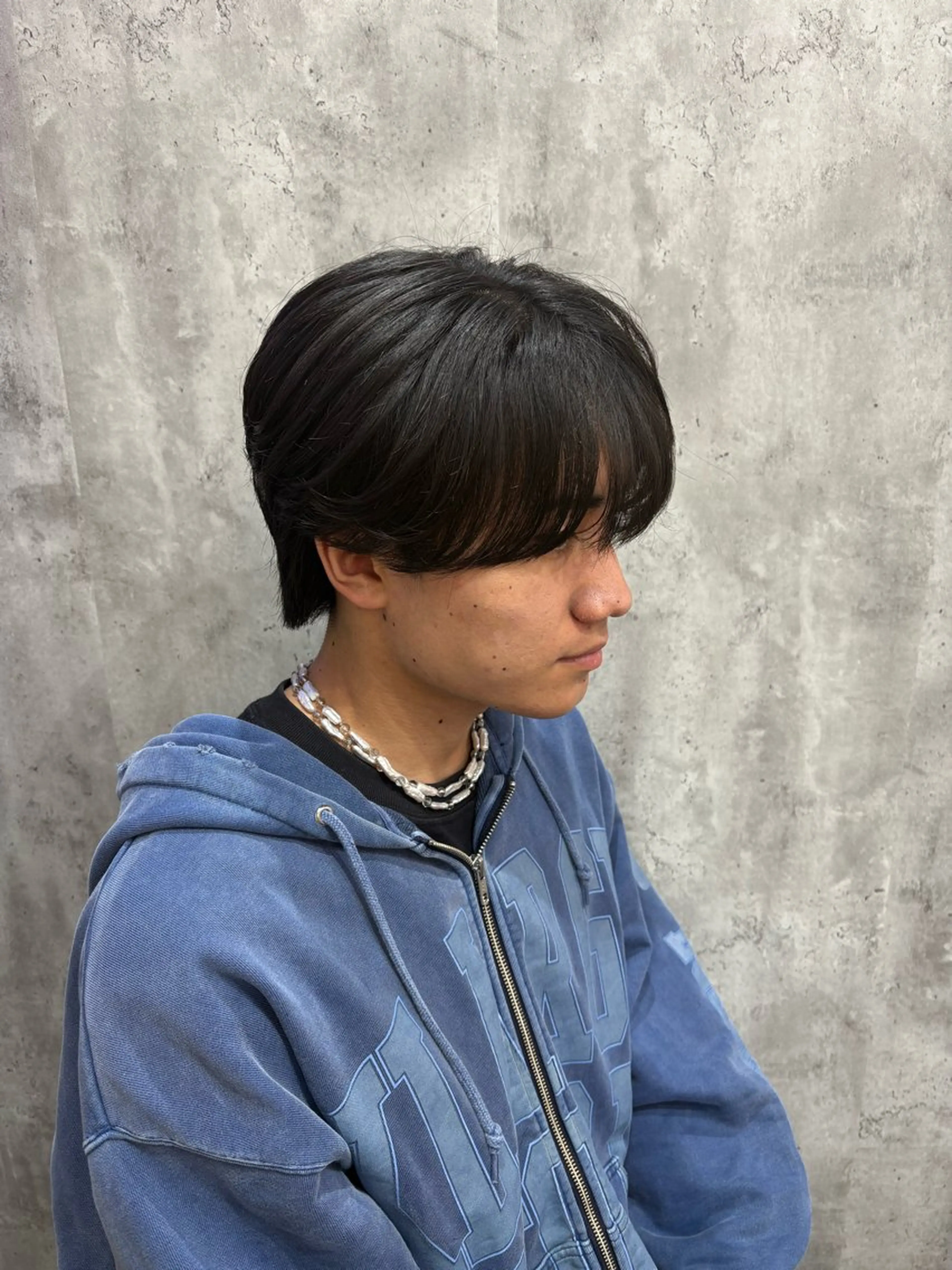 ショート パーマ メンズ フェザーパーマ マッシュ メンズパーマ シースルーマッシュ ニュアンスパーマ カット パーマ カルマ・ニュアンス パーマ　須田龍世のヘアスタイル