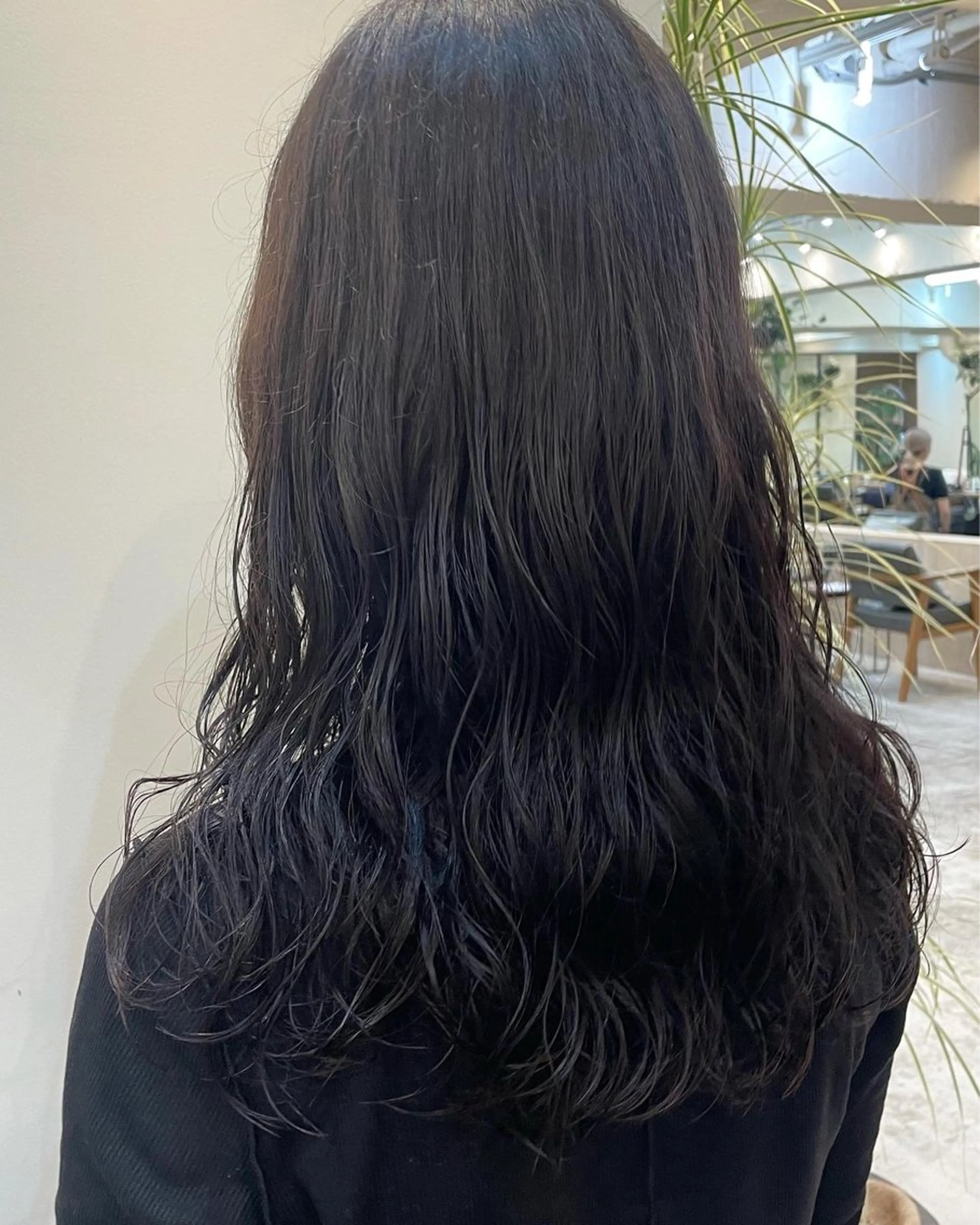 ロング パーマ デジタルパーマ レイヤーカット大人気 💛吉田百花のヘアスタイル