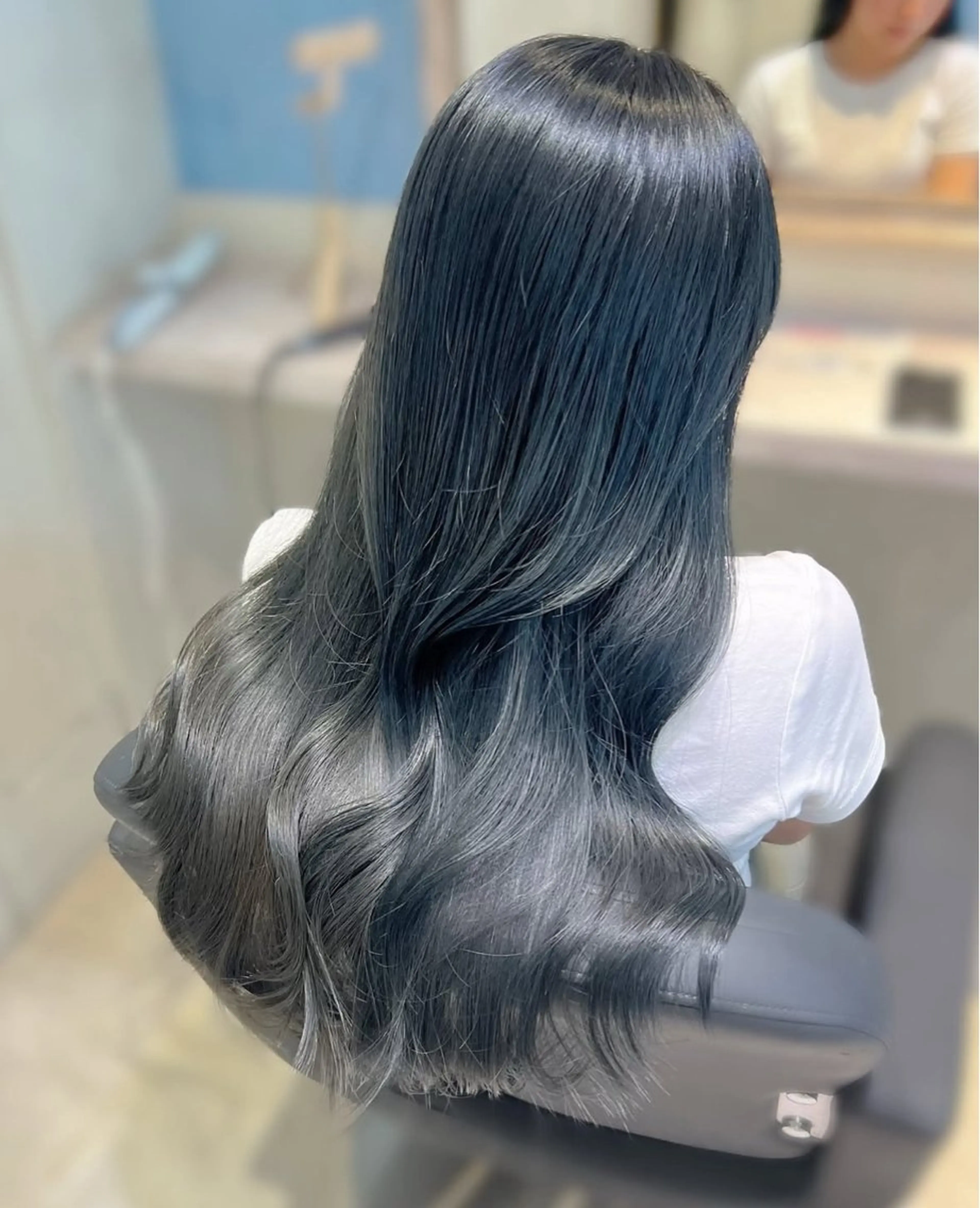 カラー ヘアカラー い とのヘアスタイル