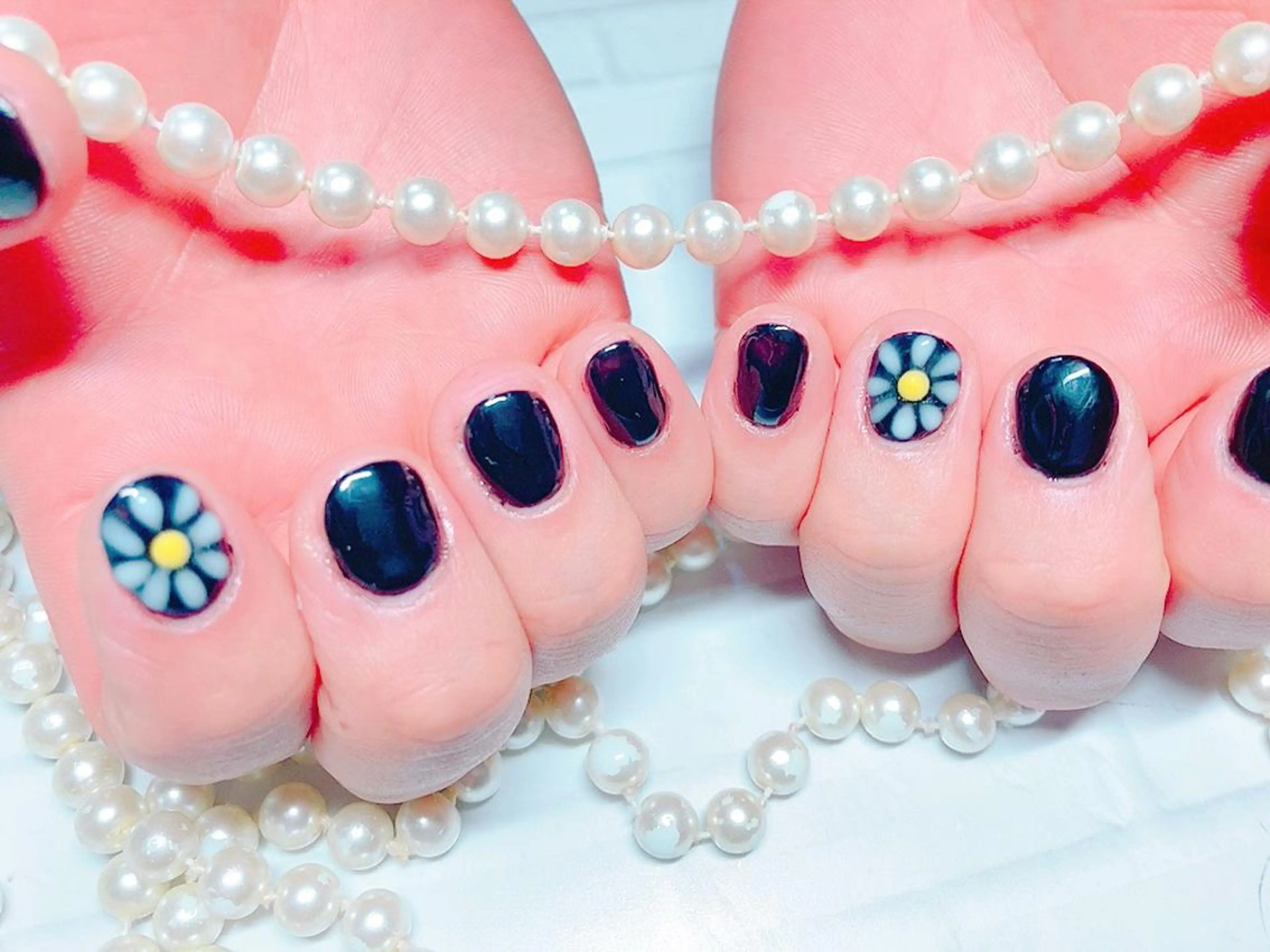 ネイル ハンドネイル ハンドケア ネイルサロン HARRYS所属・ネイル・脱毛サロン HARRYSのエステ・リラクイメージ