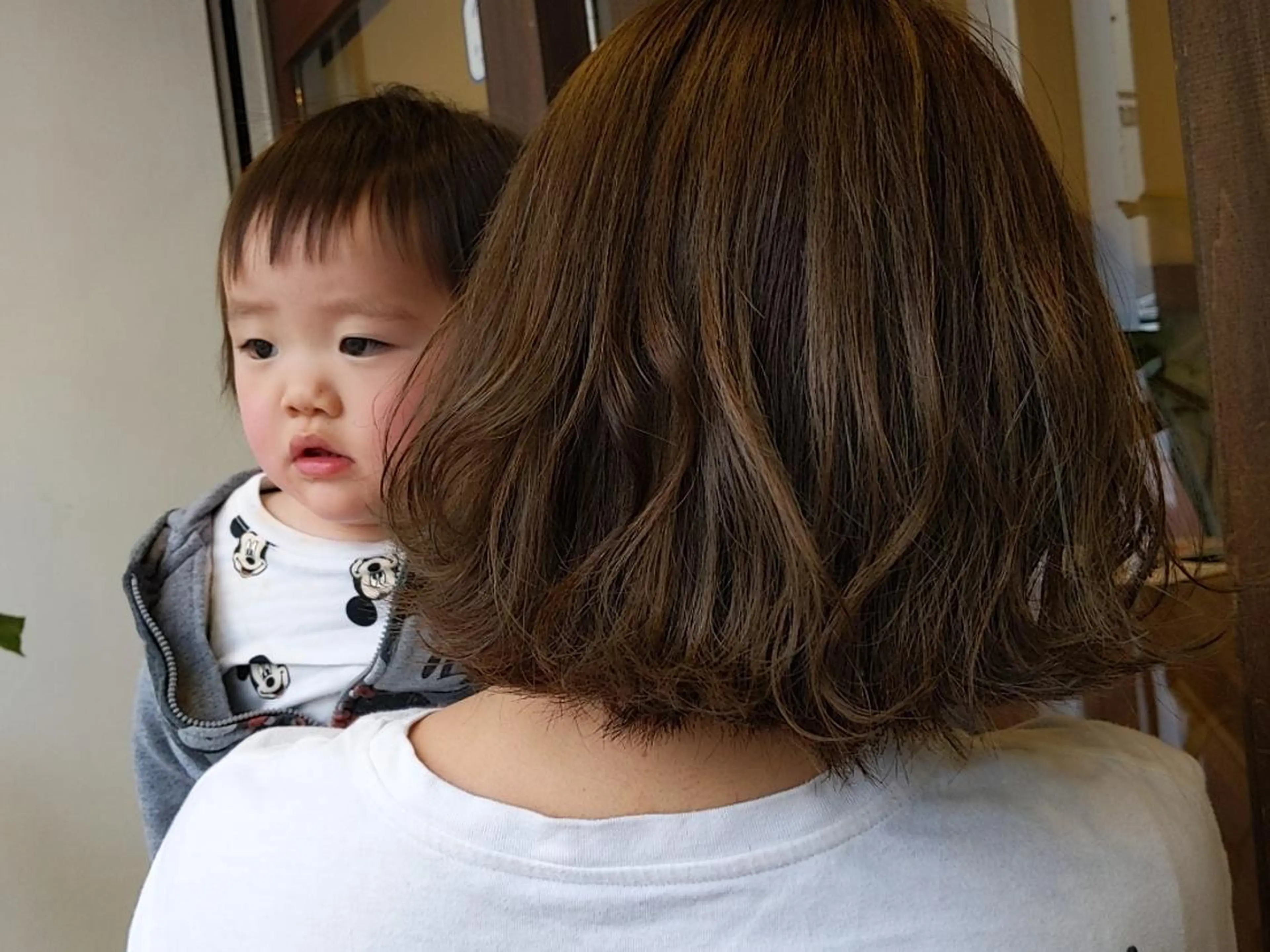 ミディアム キッズ カラー 髪質改善アンブリーチ 店長みやけななのヘアスタイル