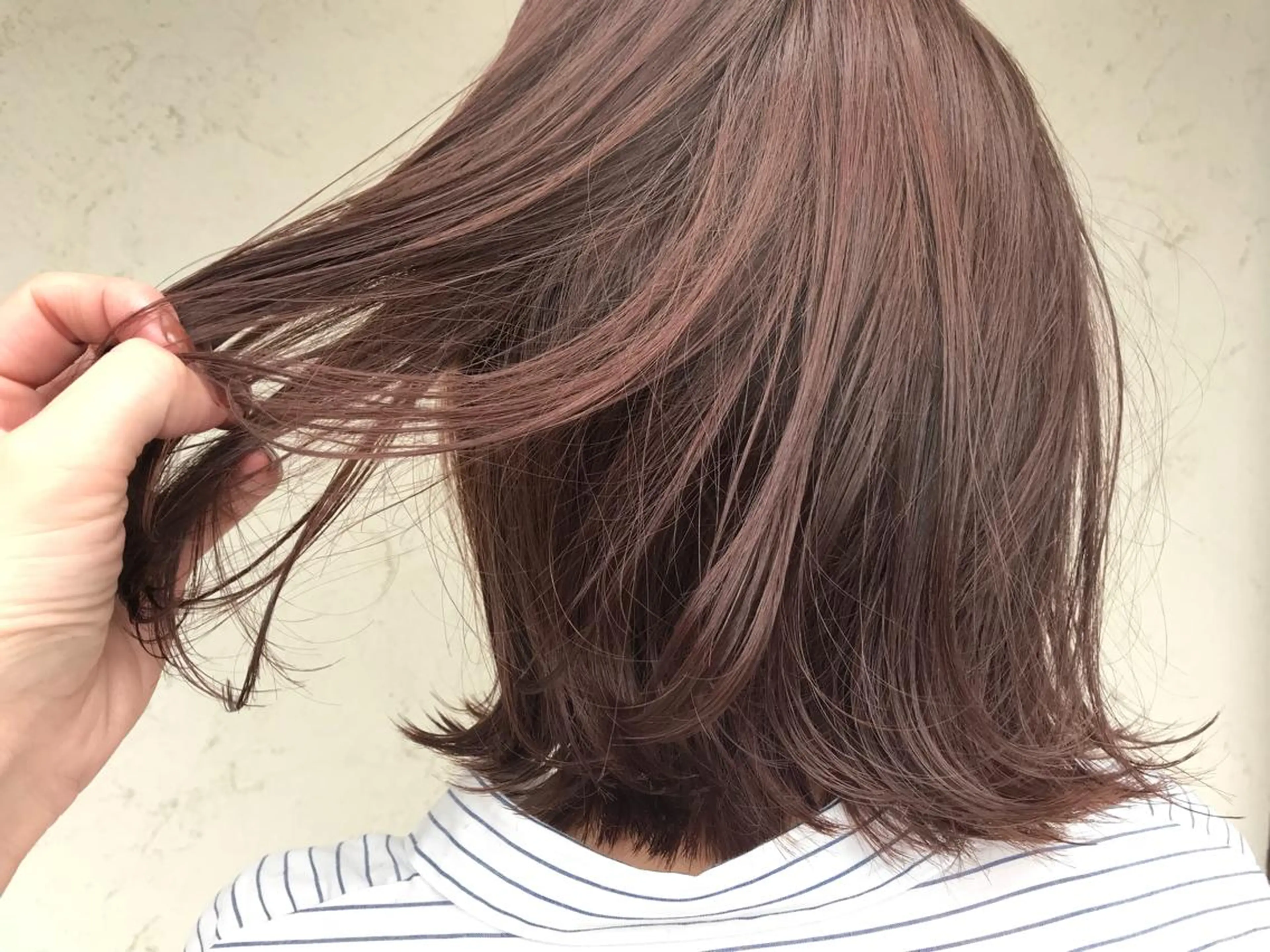 ショート カラー ピンクカラー 艶髪育成サロン 京橋　shinのヘアスタイル