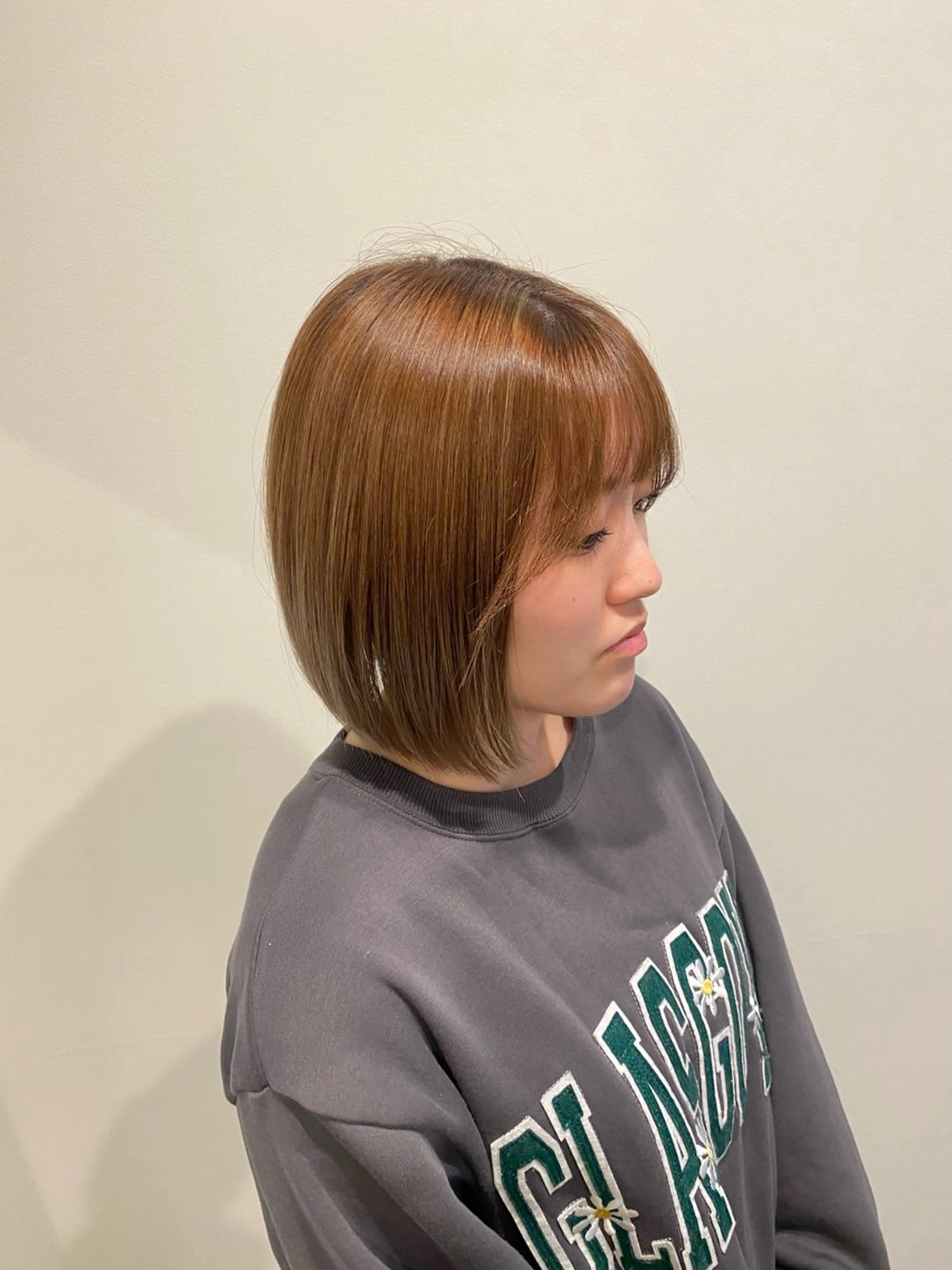 ミディアム カラー ヘアカラー 🍑 モモカ🍑のヘアスタイル