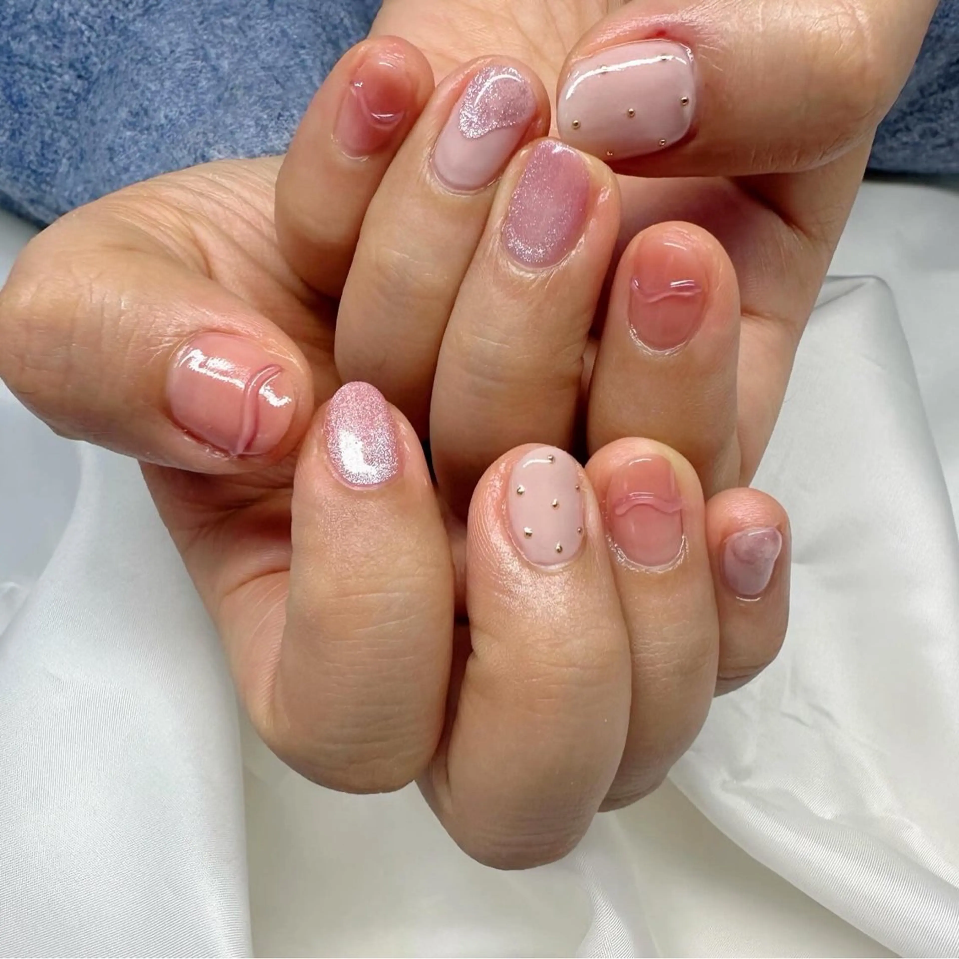 ネイル クリアネイル ドット 氷ネイル・うるうるネイル 韓国ネイル マグネットネイル 🪞KAPE NAIL 🪞のネイルデザイン