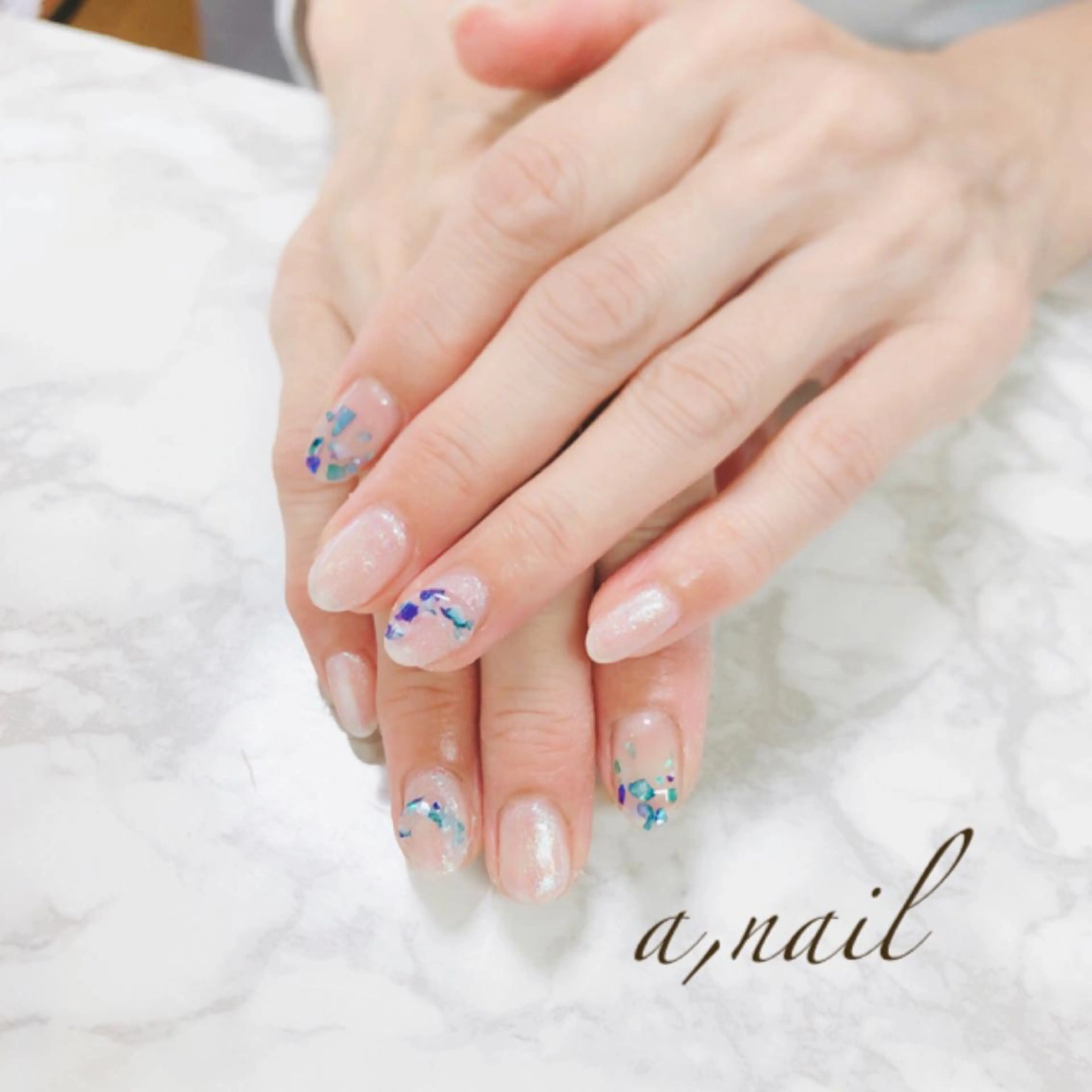 ネイル フットネイル ジェルネイル グラデーション ワンカラーネイル ぷっくりネイル ハンドネイル ネイルサロン エーネイルのネイルデザイン