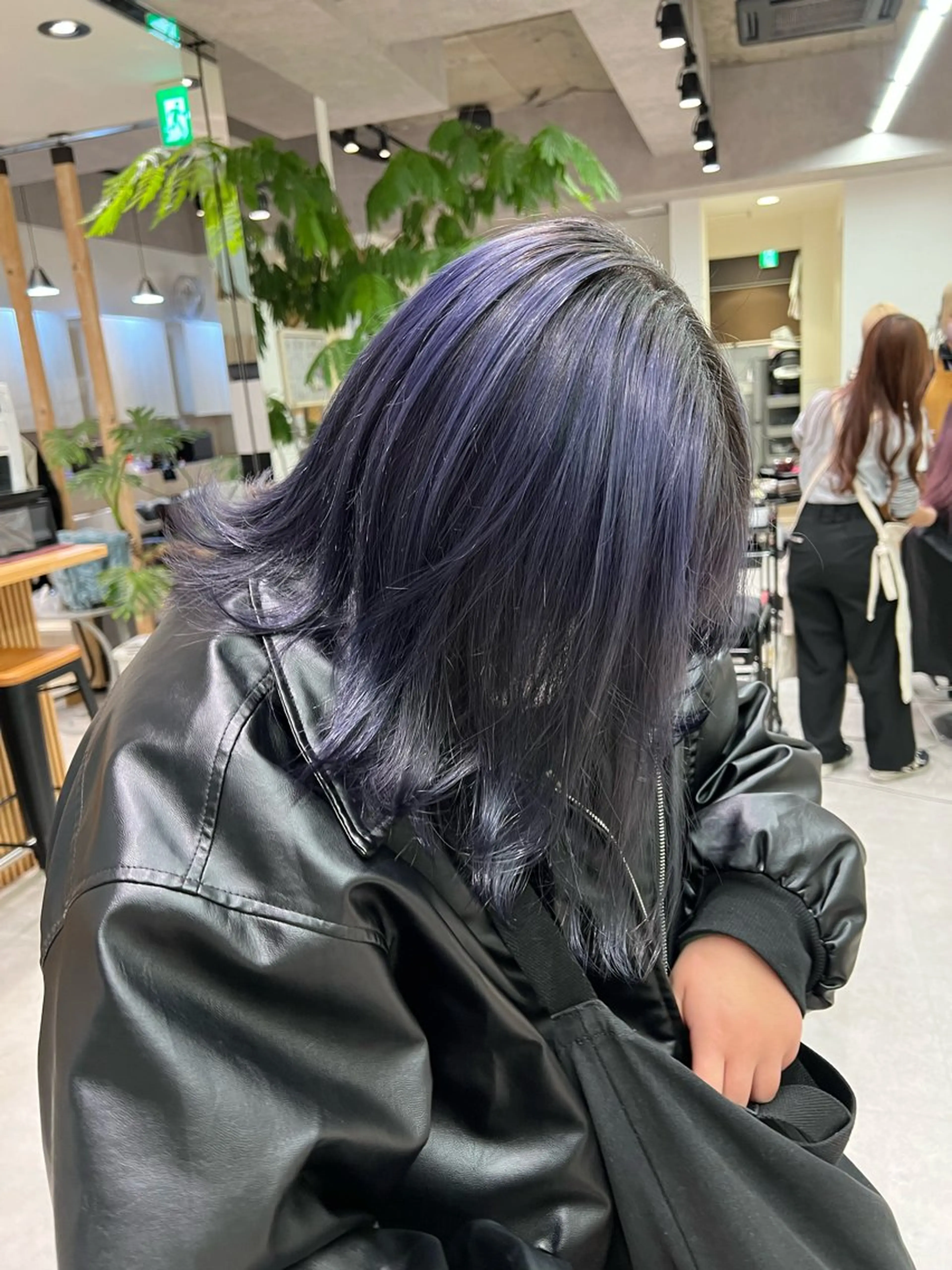 ミディアム カラー ヘアカラー ダブルカラーブリーチ 髪質改善　縮毛矯正のヘアスタイル
