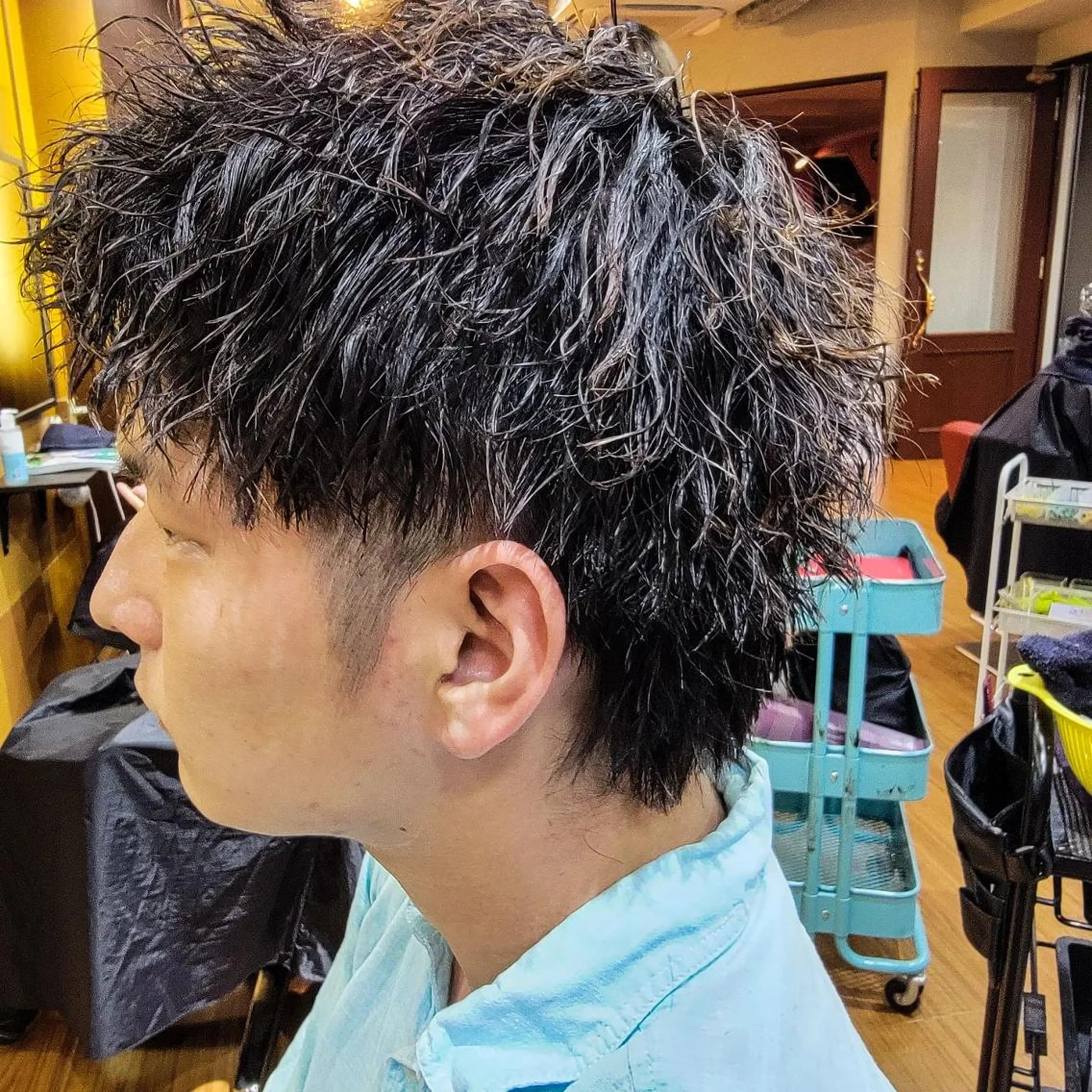 メンズ メンズパーマ メンズツイストパーマ 波巻きパーマ ツイストパーマ FREEX所属・特殊パーマ 片山恭兵のヘアスタイル