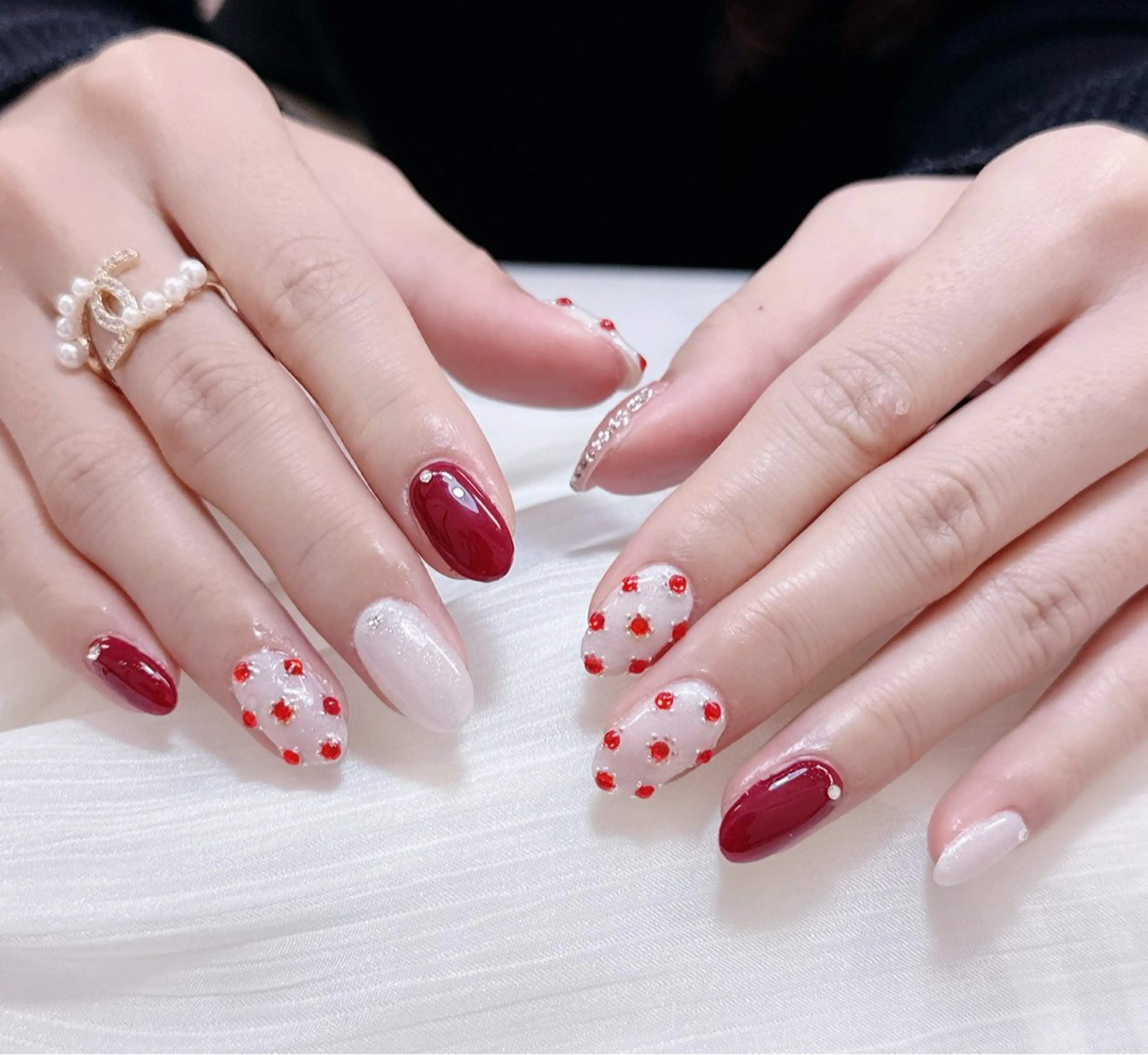 ネイル チークネイル フレンチネイル グラデーション 氷ネイル・うるうるネイル キラキラネイル ハンドネイル 陳 rinaのネイルデザイン