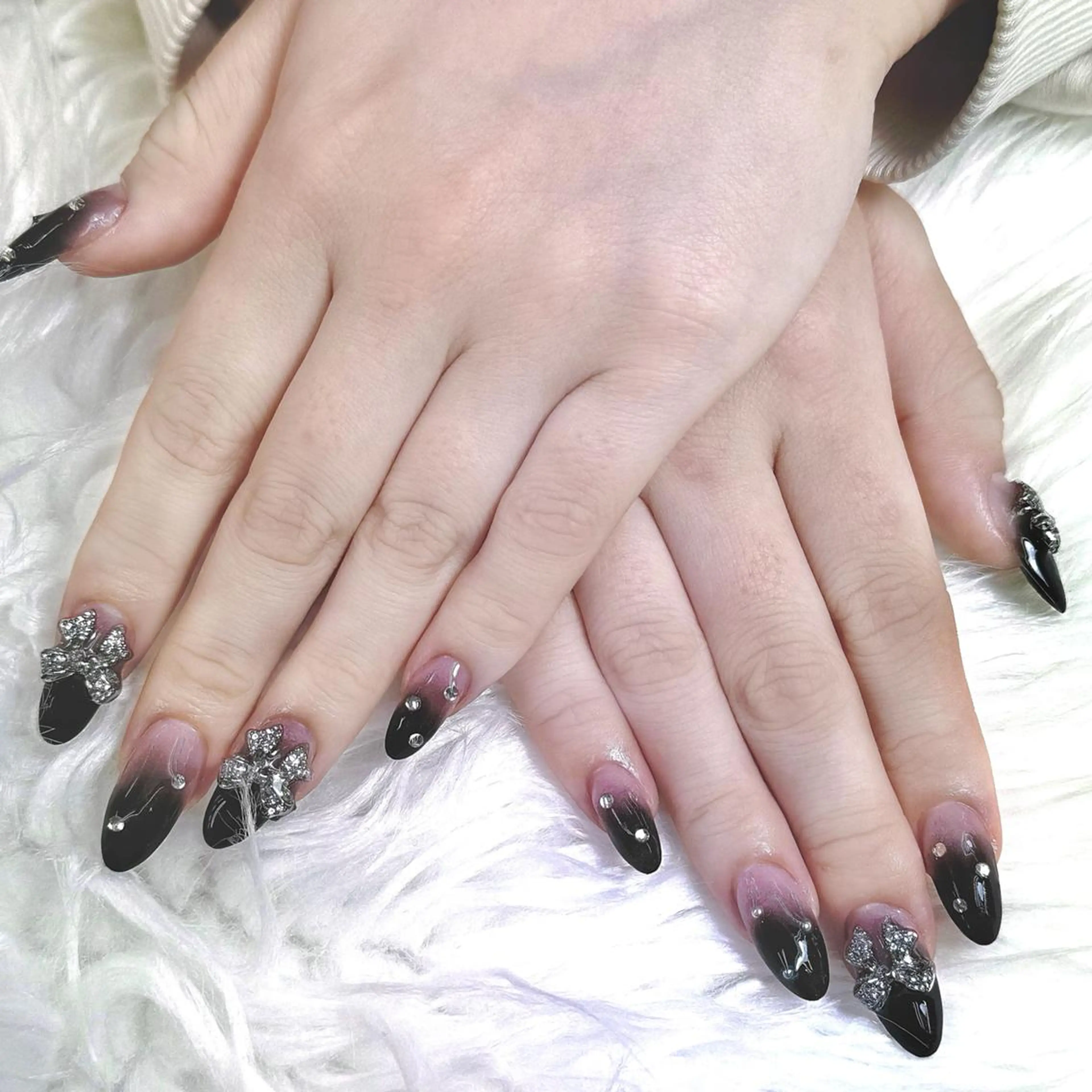 ネイル 🎀KIRA ワンホンネイル✨のネイルデザイン