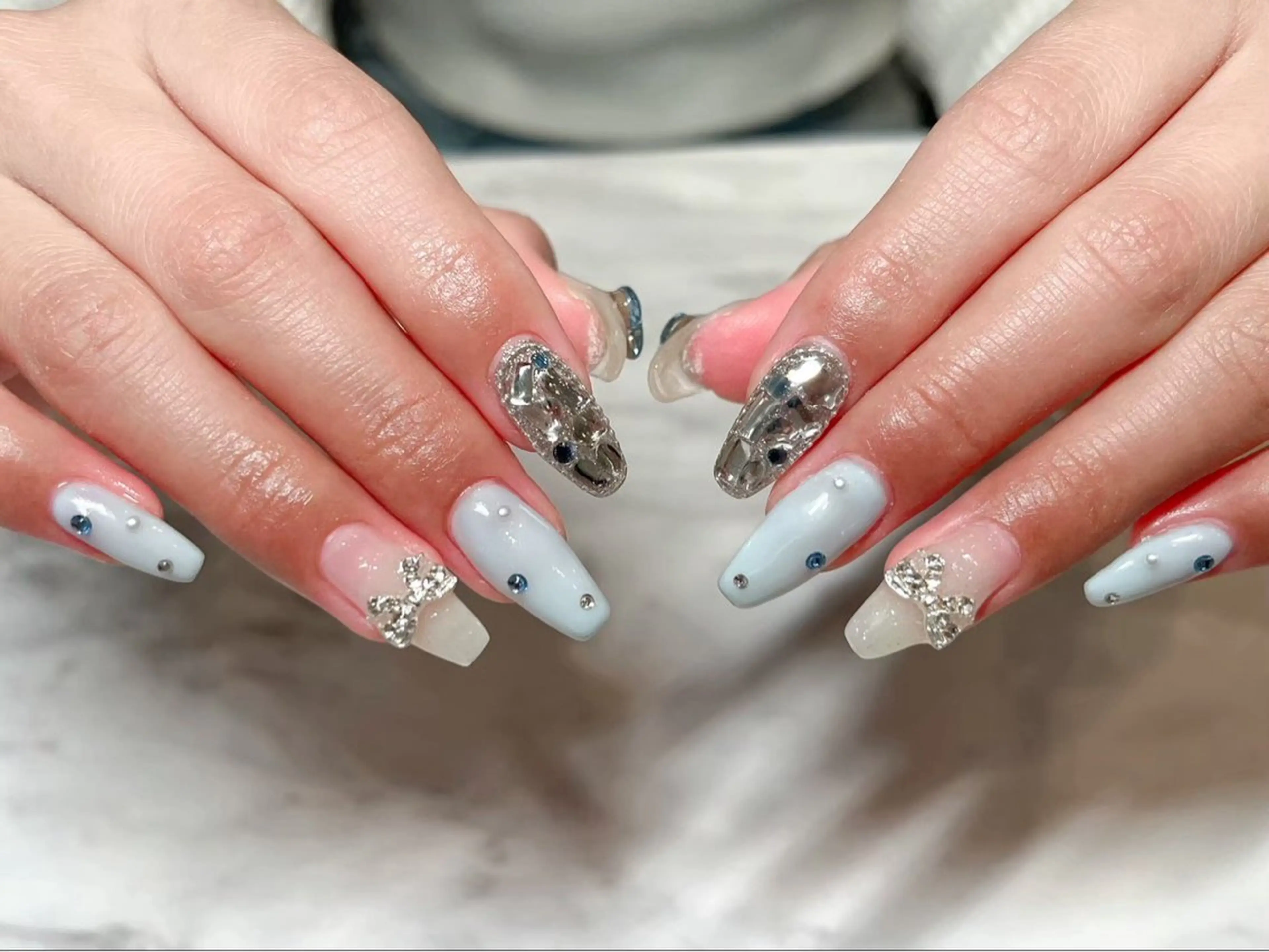 ネイル ガーリー 水色 Ayano ♡のネイルデザイン