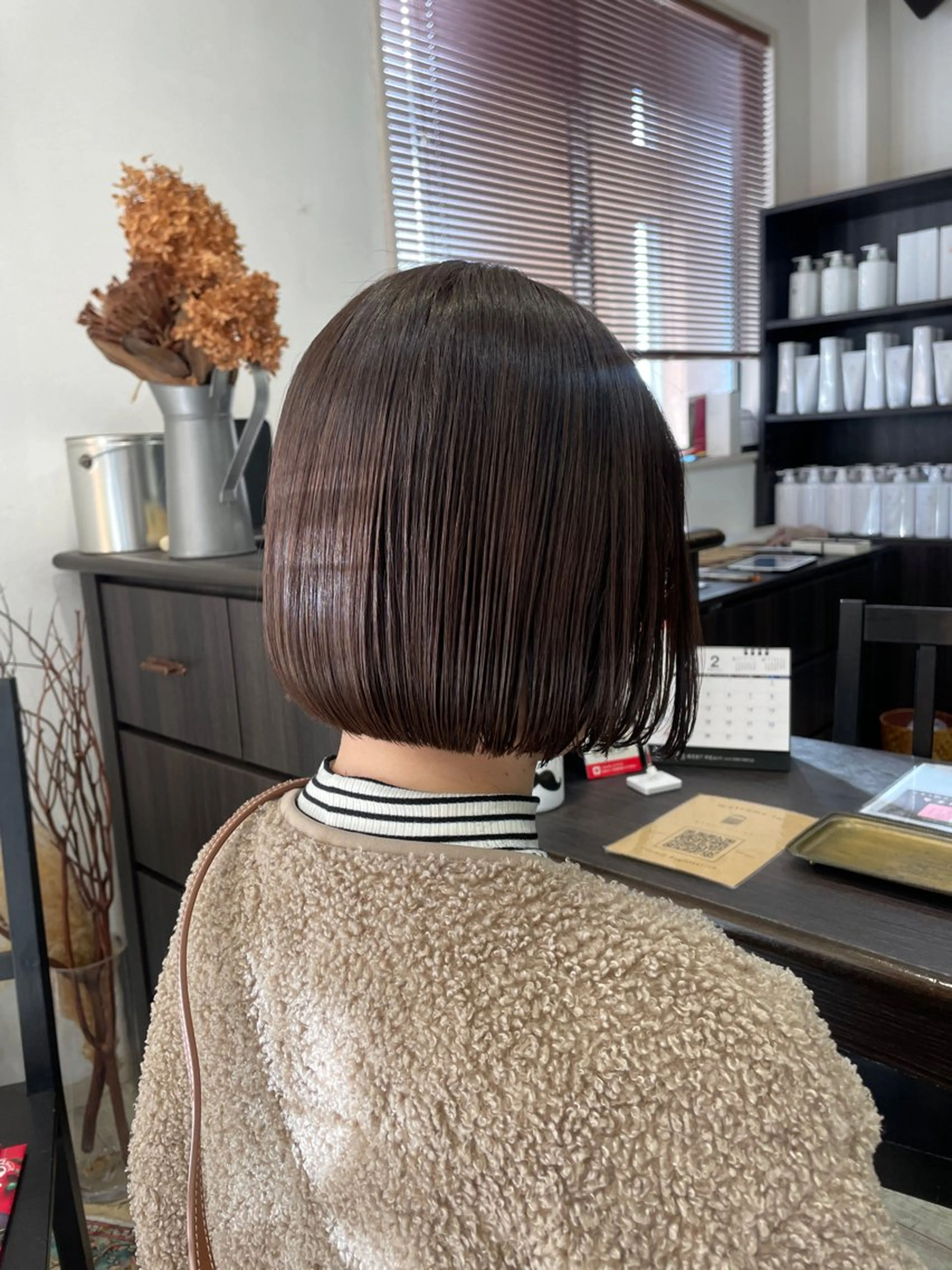 ショート カット ヘアカラー トリートメント 小野 絢未のヘアスタイル