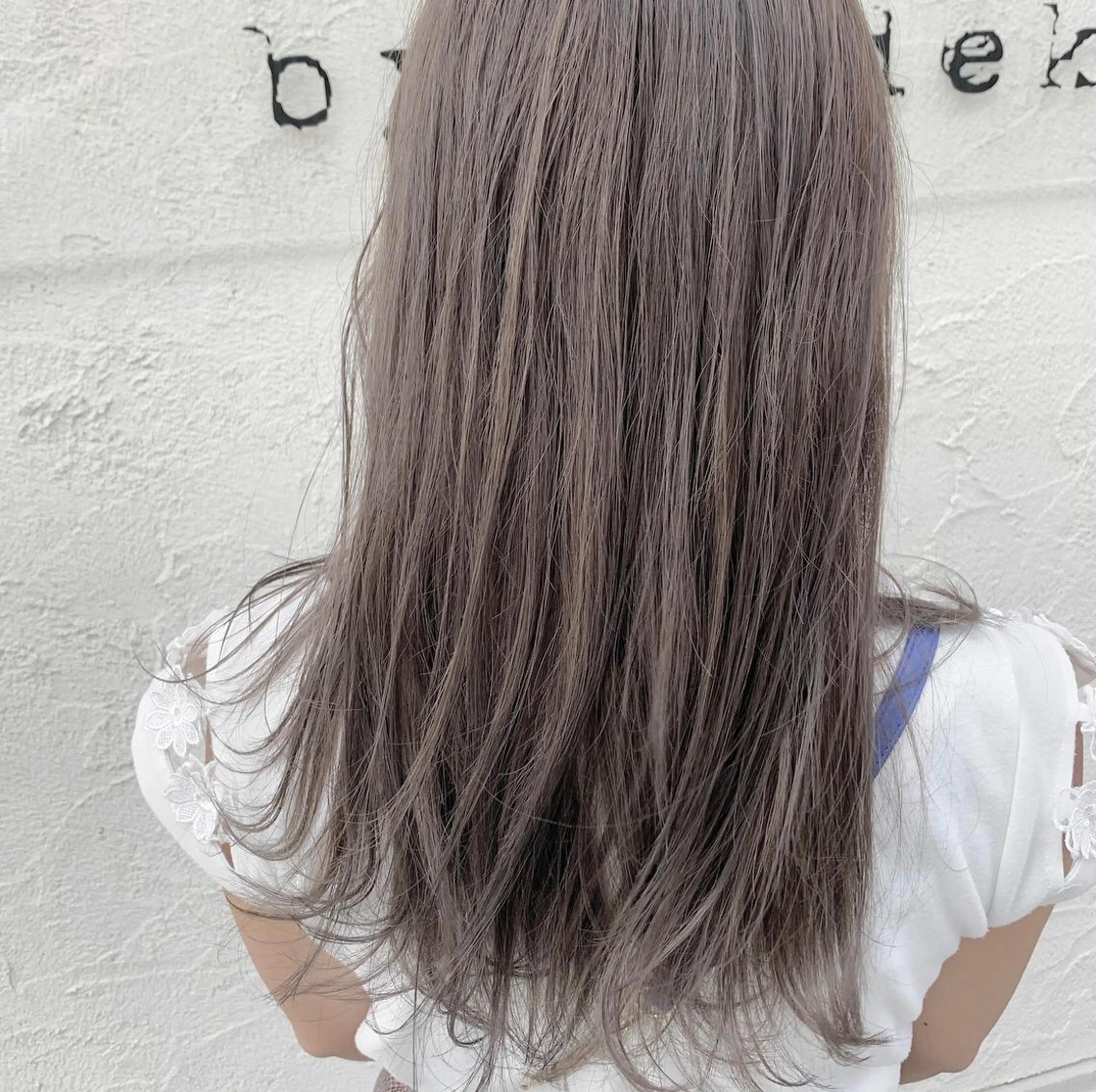 ミディアム カラー カット ヘアカラー トリートメント ヘアセット 髪質改善色素改善特化 keiのヘアスタイル