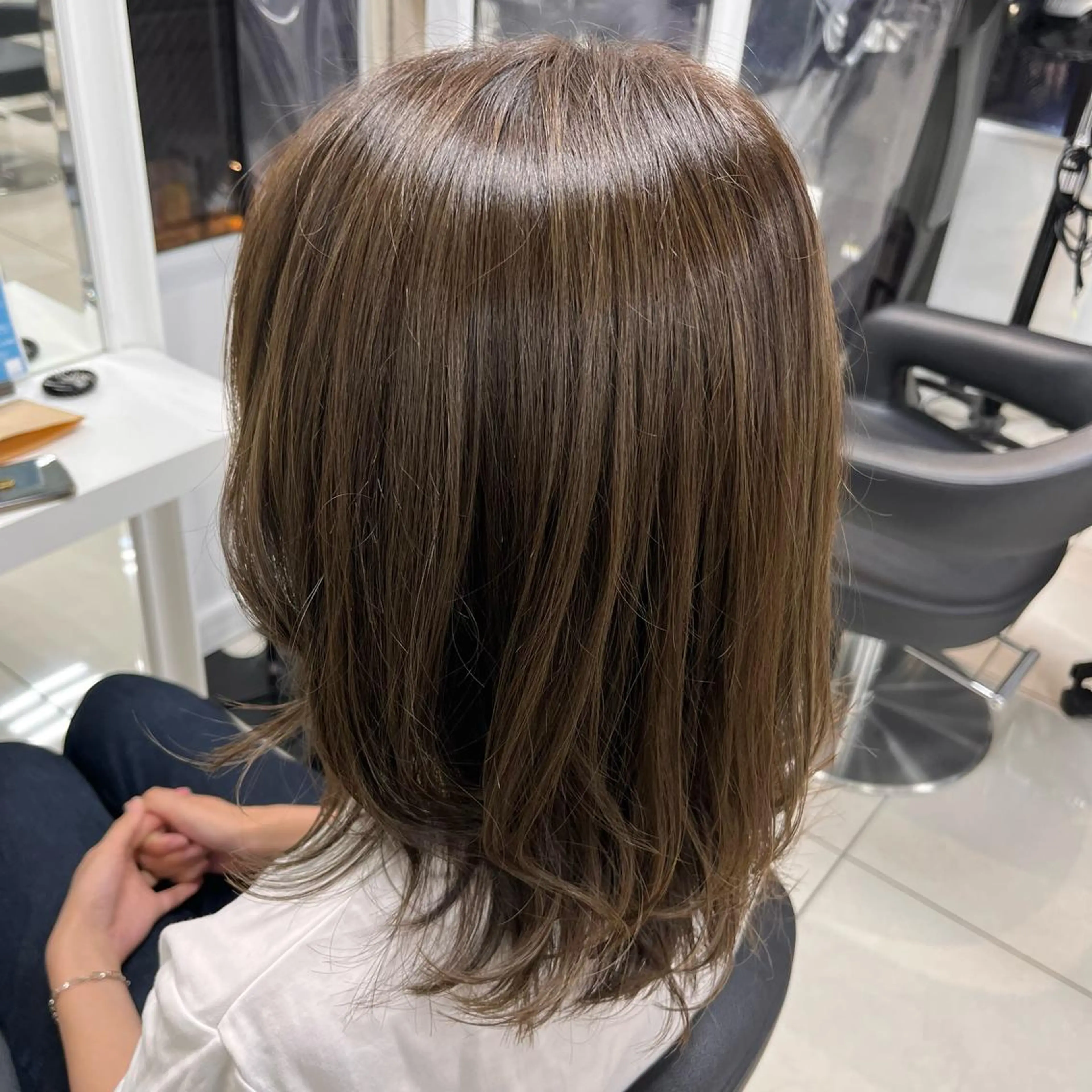 ミディアム カラー ベージュカラー 透明感カラー メンズヘア専門🦊 RYOKAのヘアスタイル