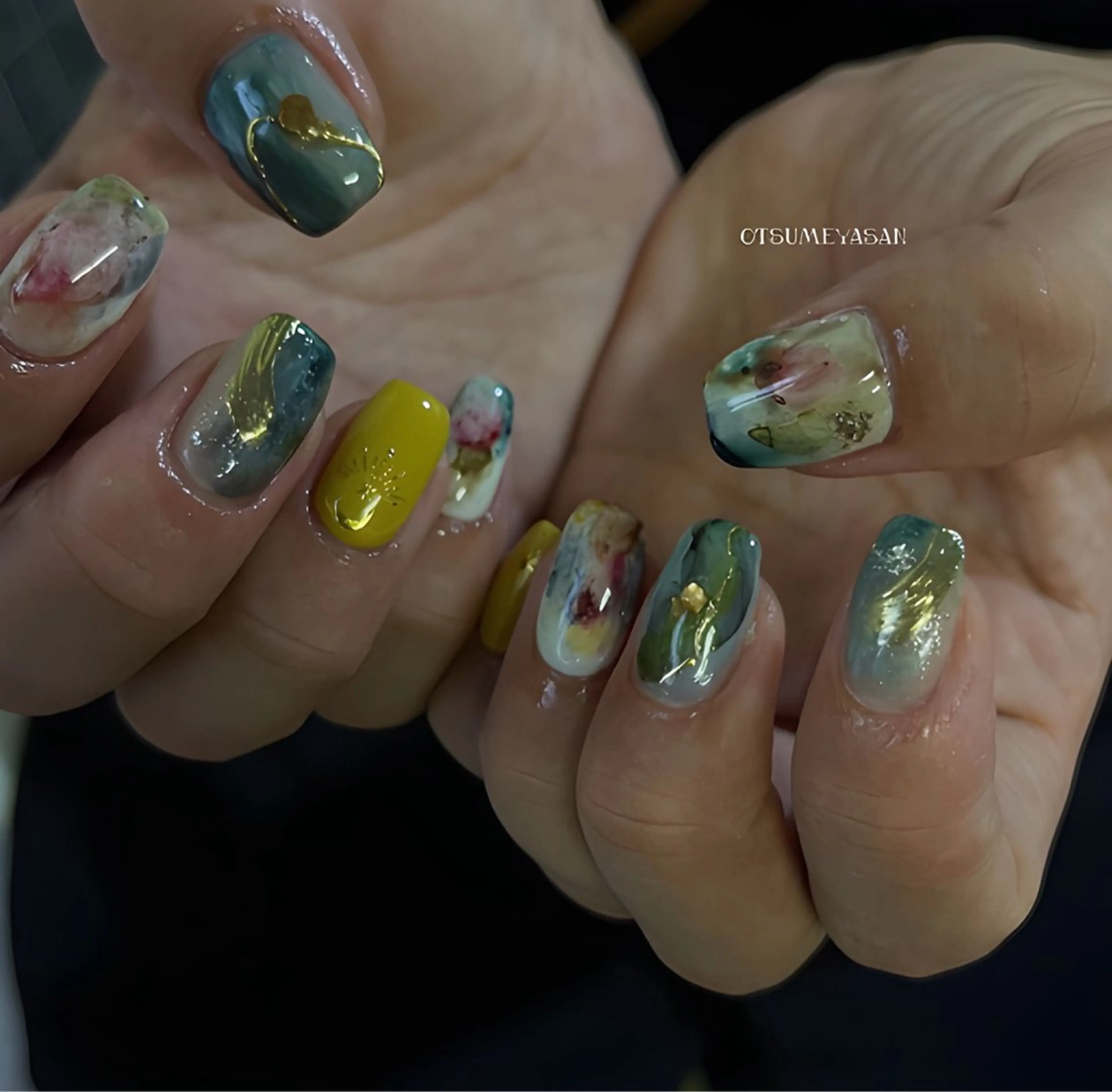 ネイル ブルー ジェルネイル 韓国ネイル マグネットネイル ミラーネイル otsumeyasan所属・わたなべ ちかのネイルデザイン