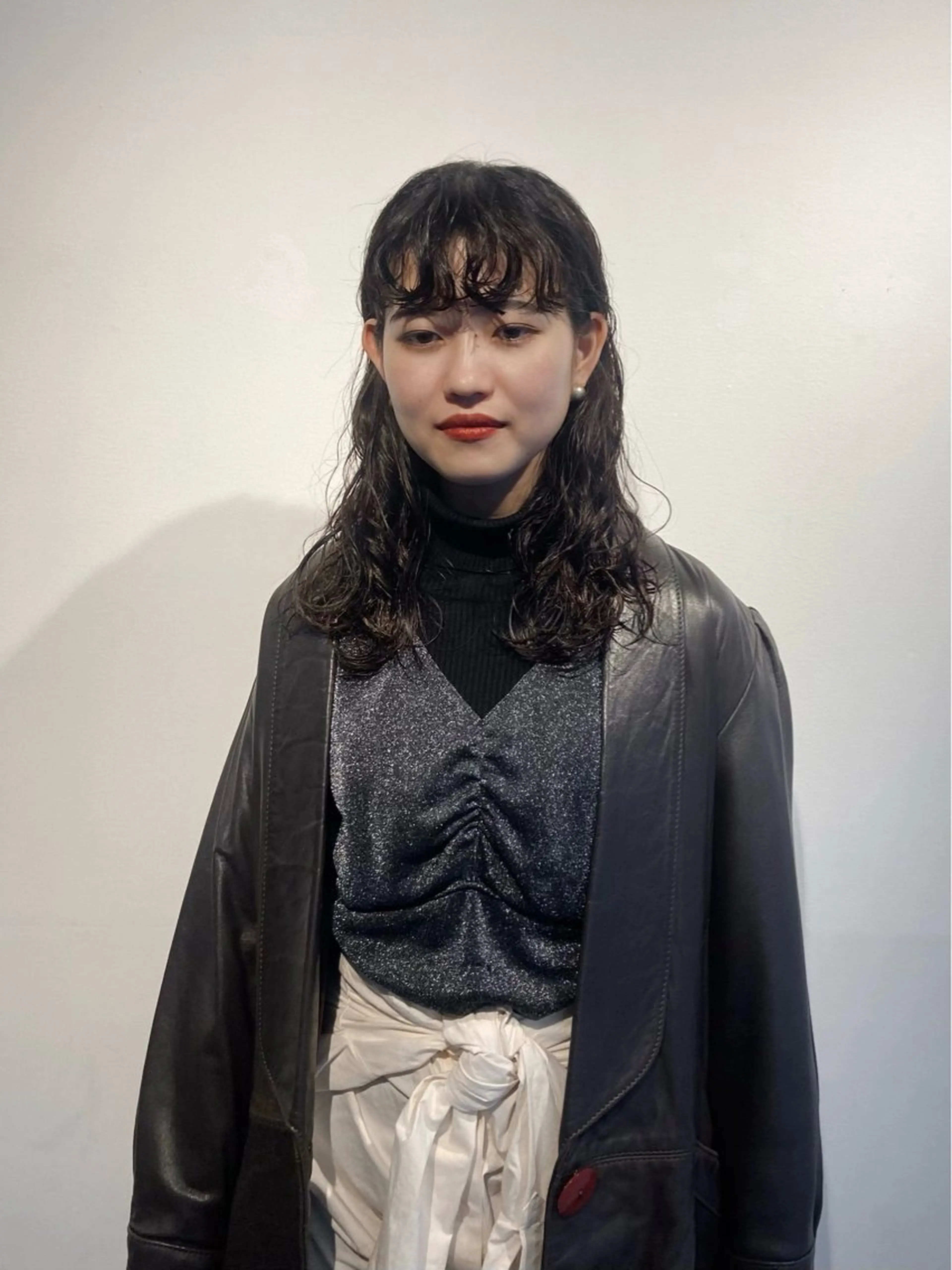 セミロング パーマ 229所属・maki @pullnocのヘアスタイル