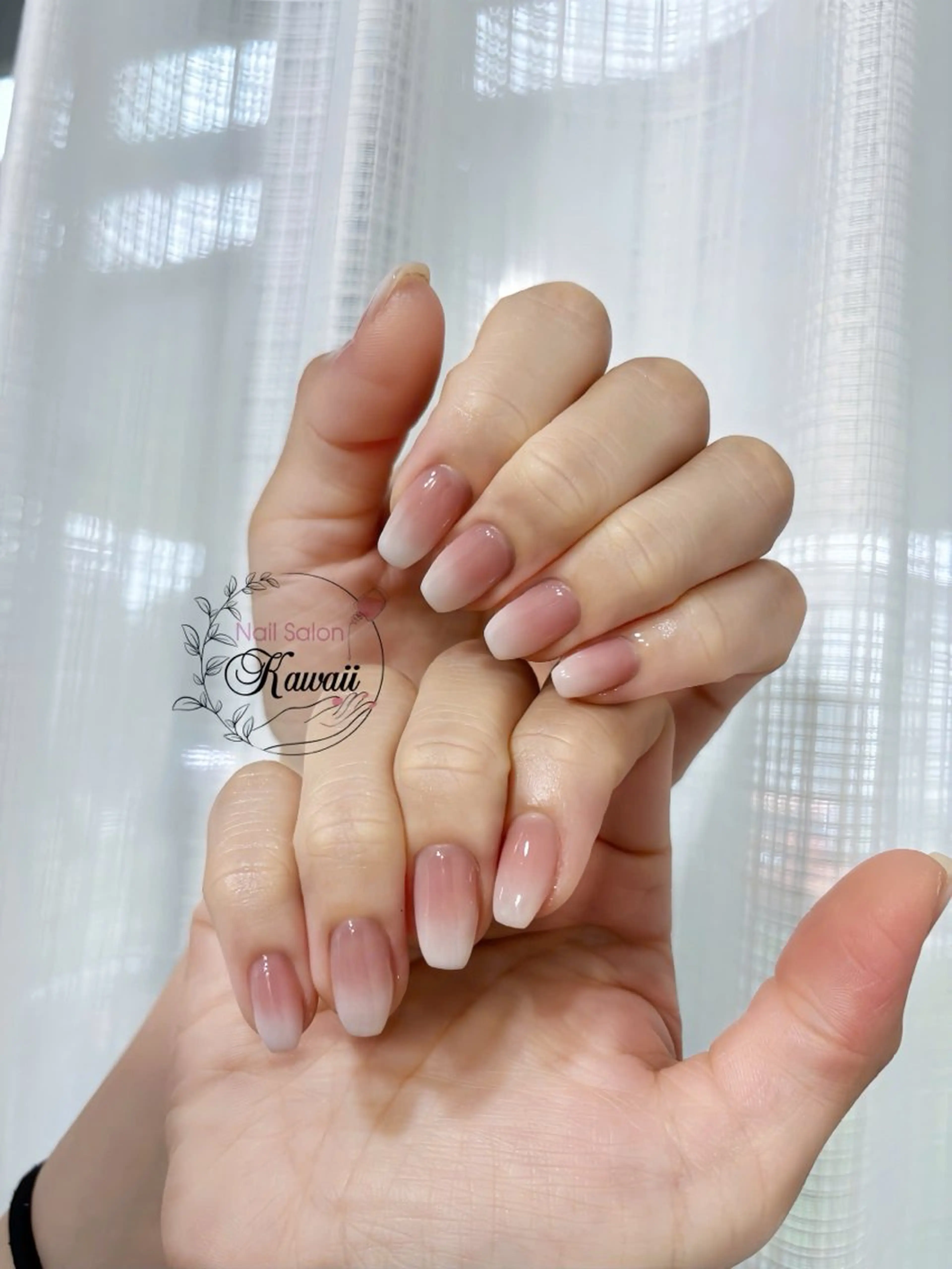 グラデーション／ミラー【上品キラキラ✨】¥5,300透明感＆光で大人っぽく💅の写真