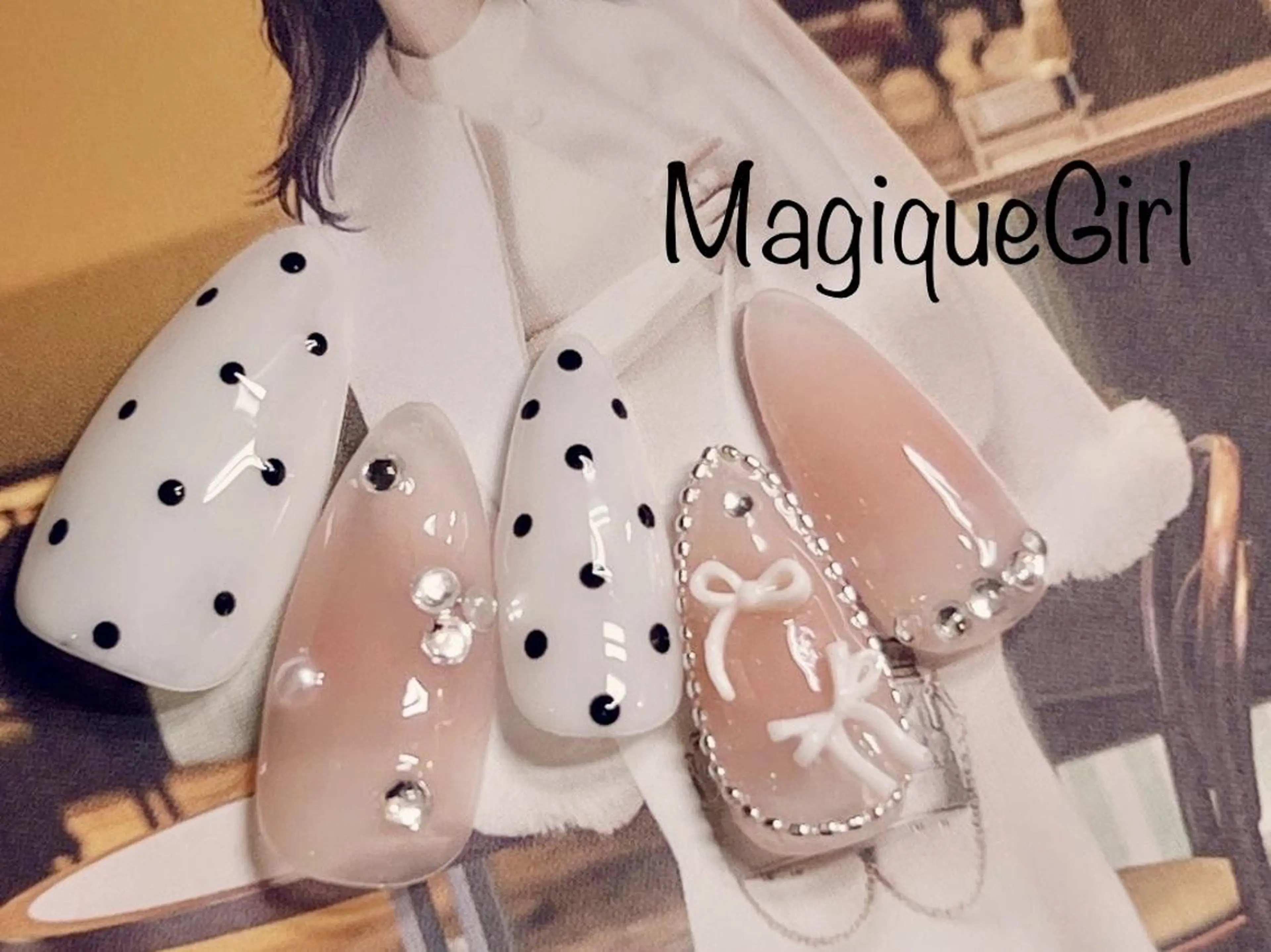 ネイル ハンドネイル 鈴木 莉那のマツエク・マツパデザイン