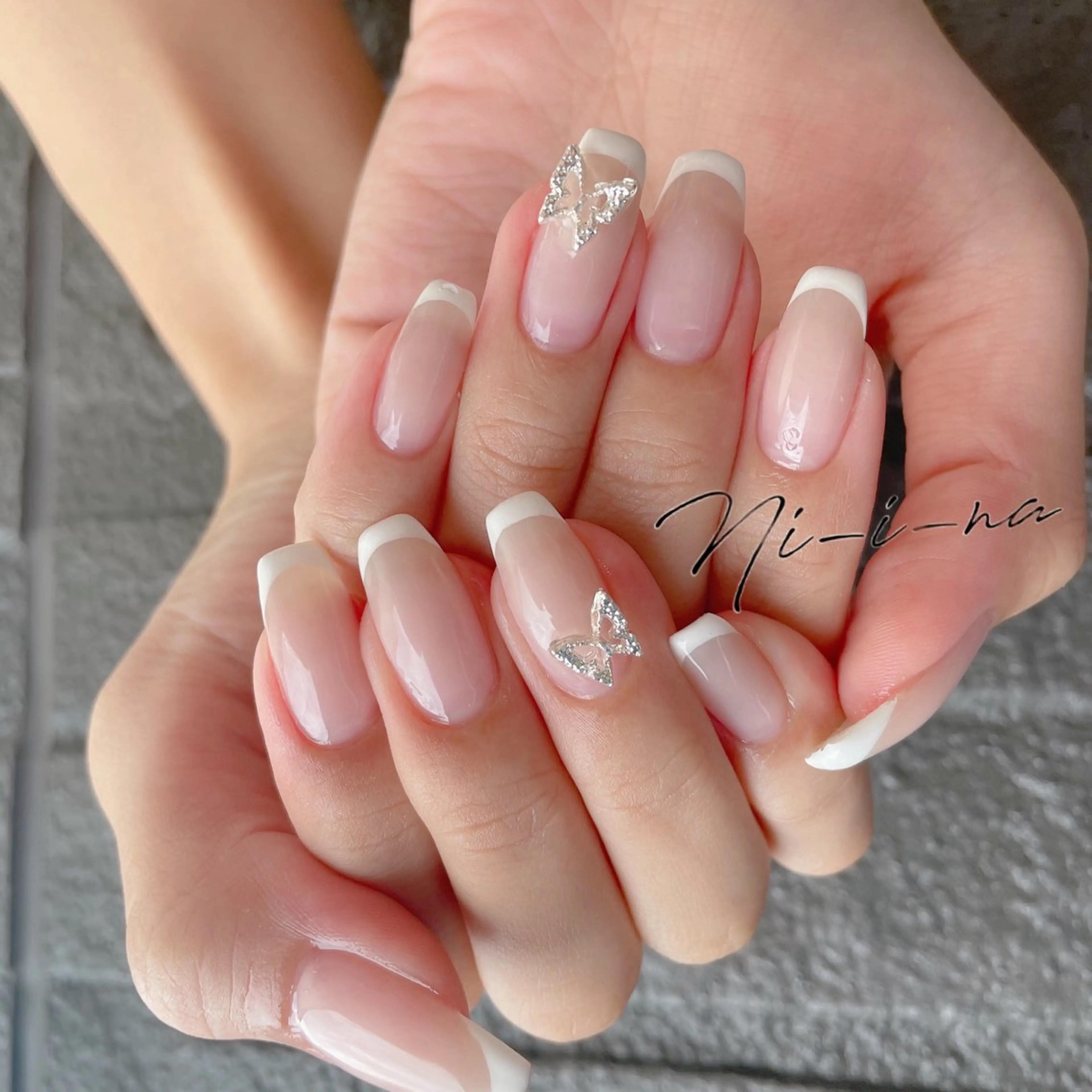 ネイル フレンチネイル ハンドネイル nail salon Ni-i-naのネイルデザイン