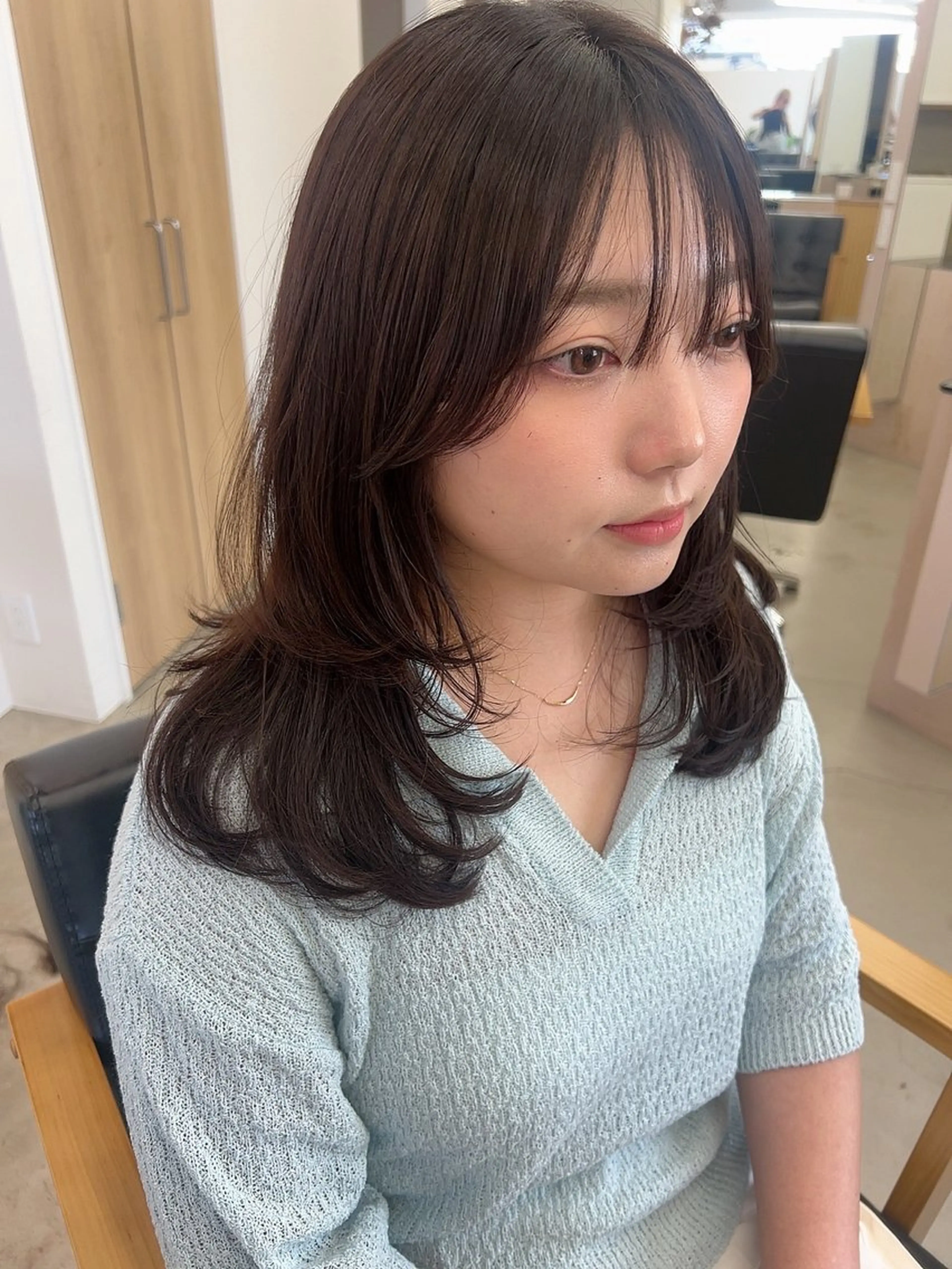 セミロング レイヤーカット カット ヘアカラー トリートメント vince. moekoのヘアスタイル