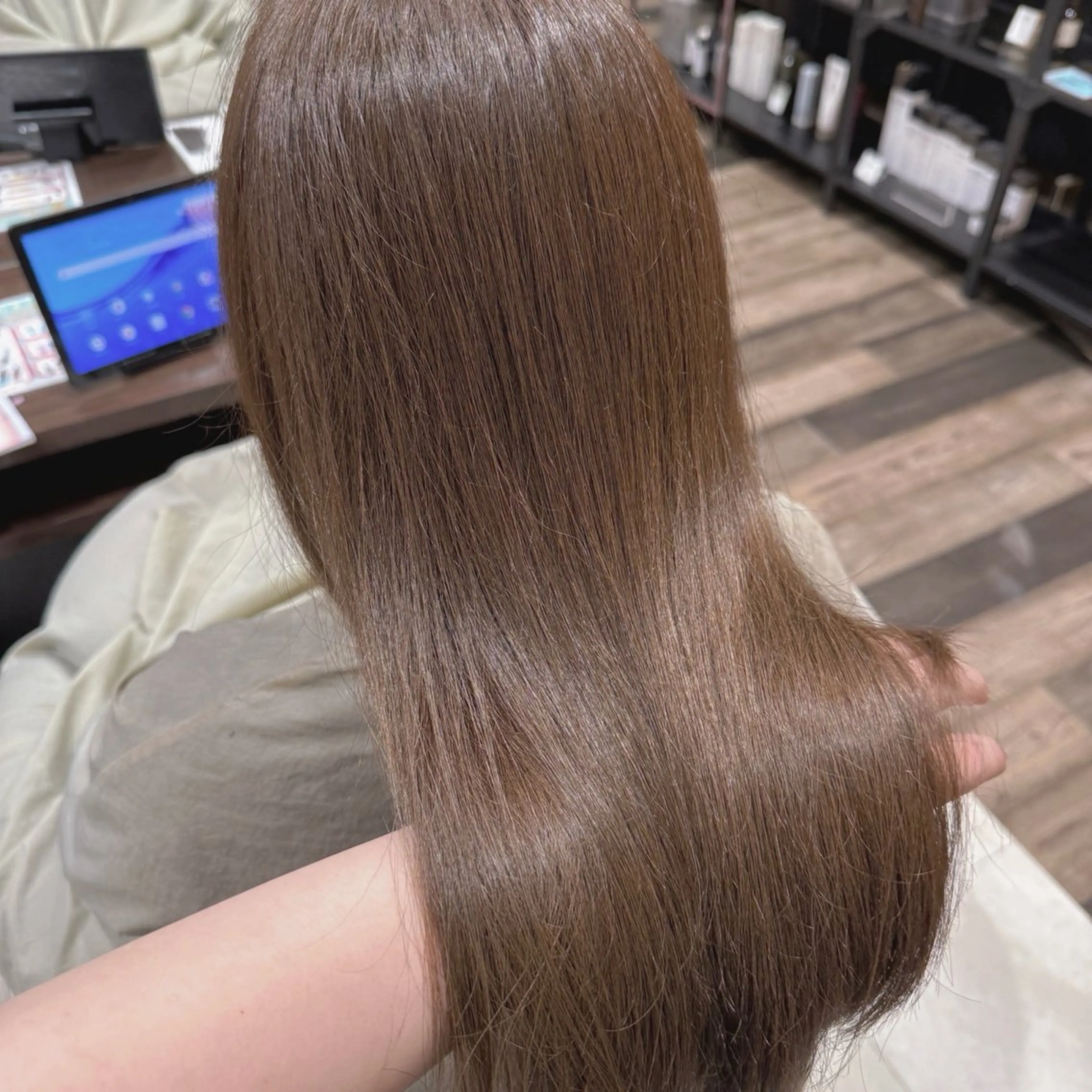 ロング カラー ベージュカラー ヘーゼル ヘアカラー sakura/ 透明感カラー🫧のヘアスタイル